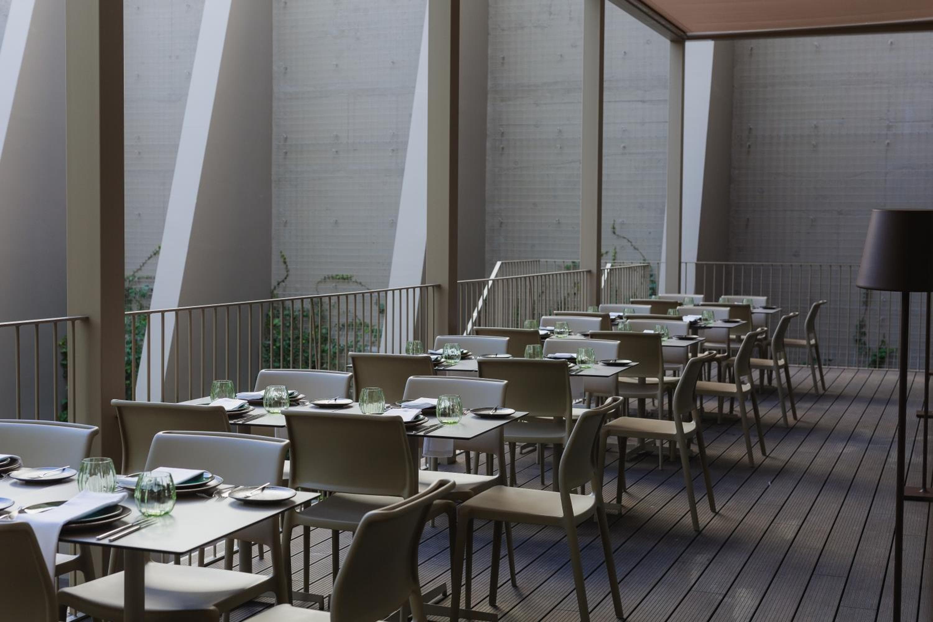 Lumen Hotel & The Lisbon Light Show hotel, Rua Sousa Martins nº 20, Lisbon, Portugal — photo 48