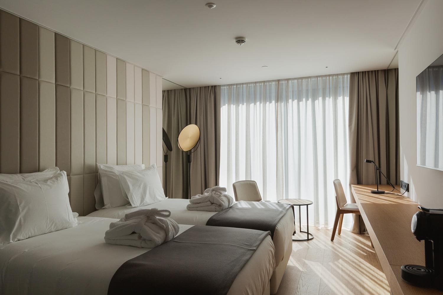 Lumen Hotel & The Lisbon Light Show hotel, Rua Sousa Martins nº 20, Lisbon, Portugal — photo 60