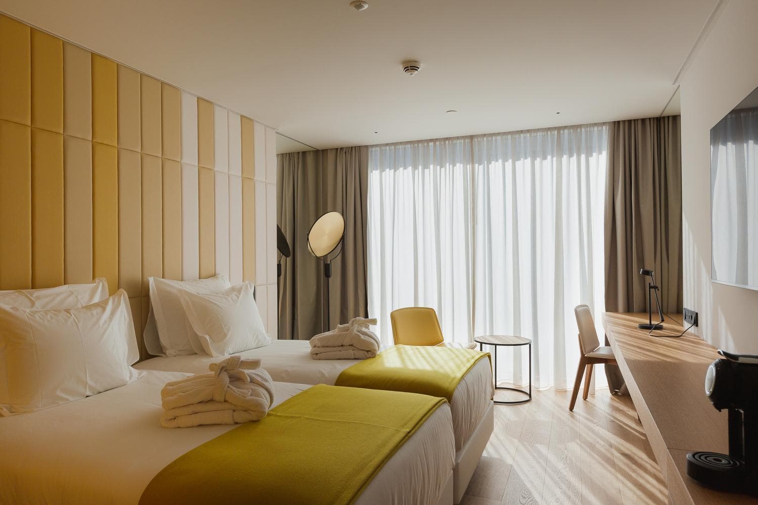 Lumen Hotel & The Lisbon Light Show hotel, Rua Sousa Martins nº 20, Lisbon, Portugal — photo 61