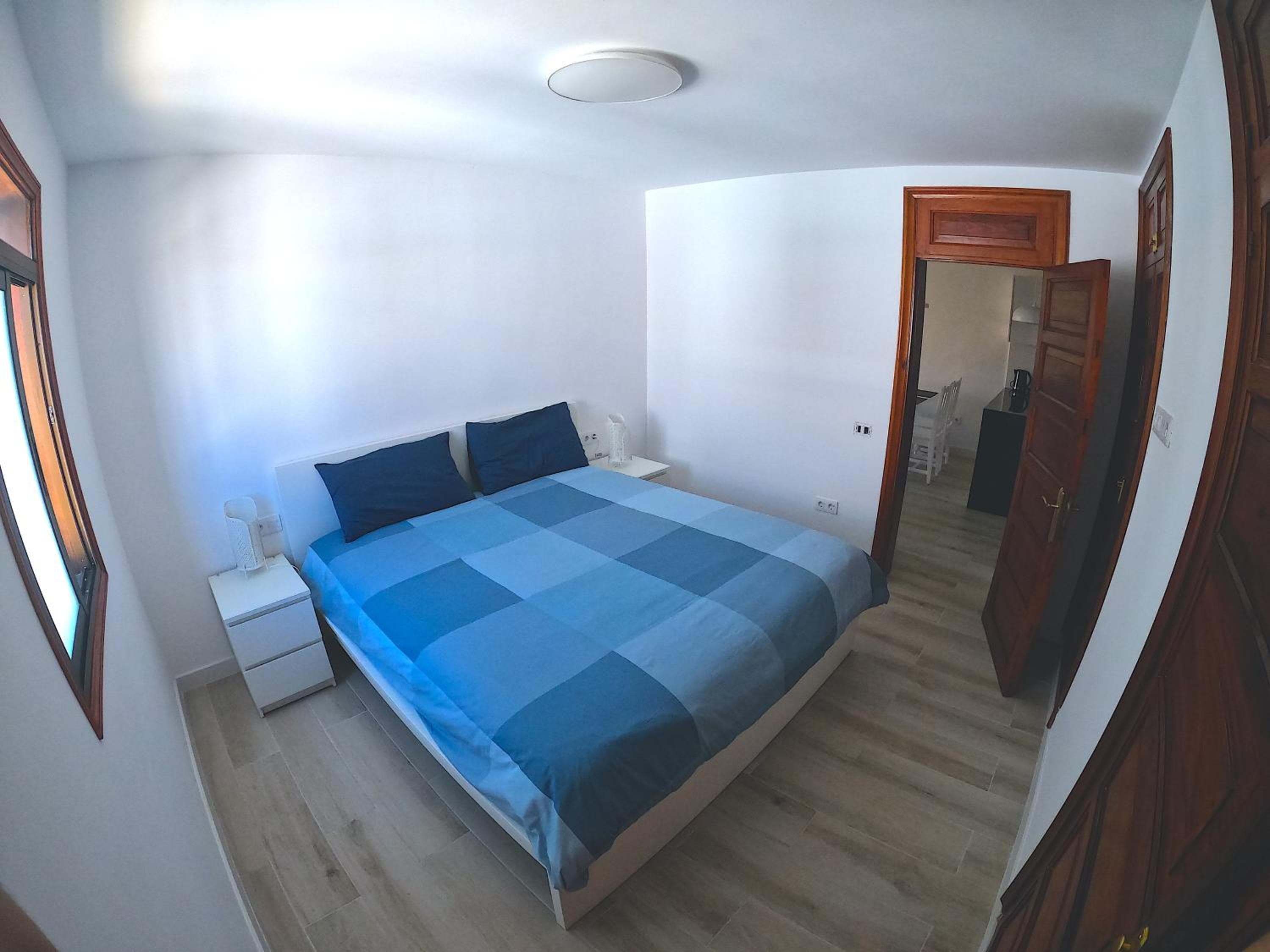 Parque Santiago I - 2 Bedroom - 1 Bathroom - Open plan living - Kitchen area - Extra large balcony - First Floor Apartment — 3