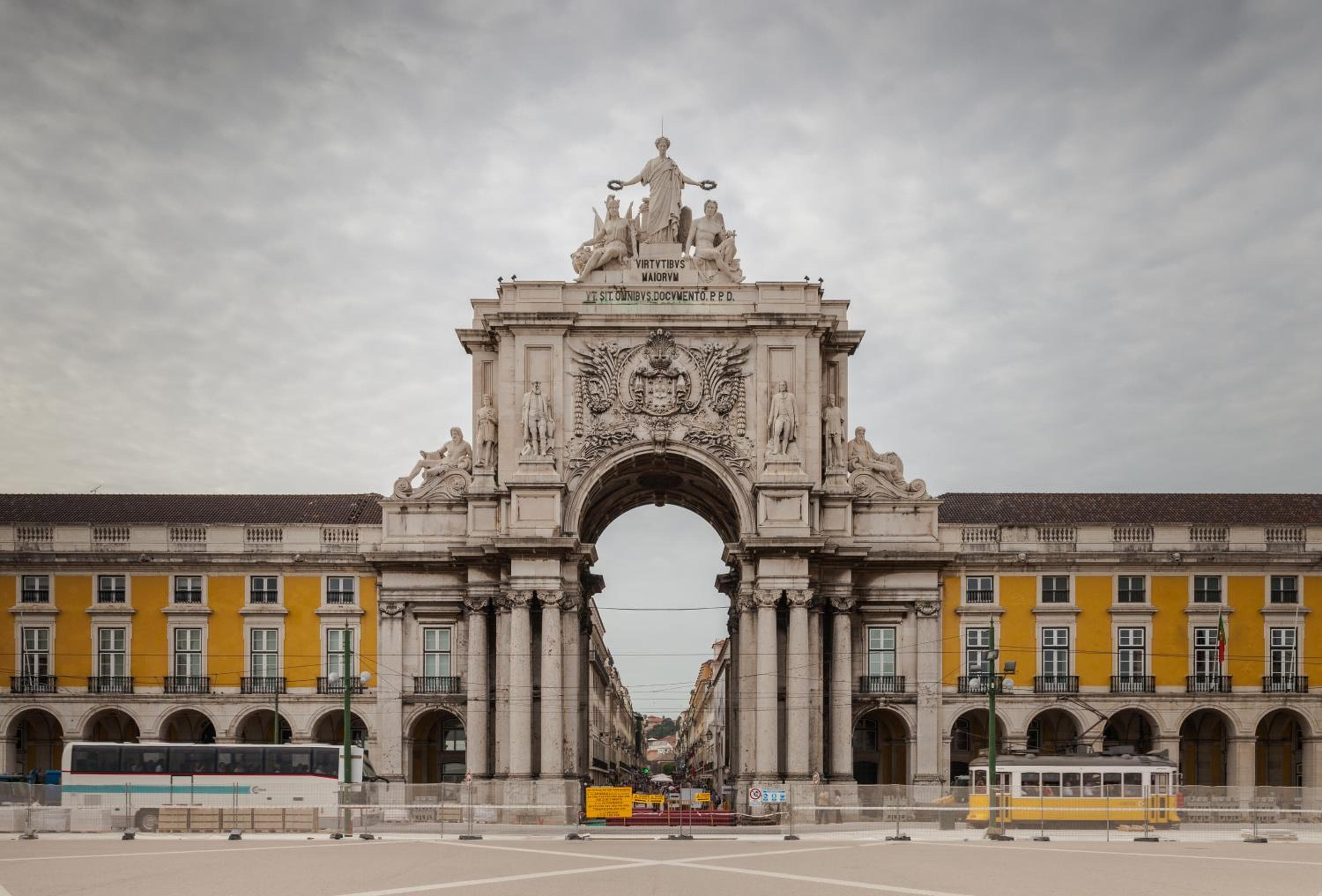 L'8 - Suite del centro — 27