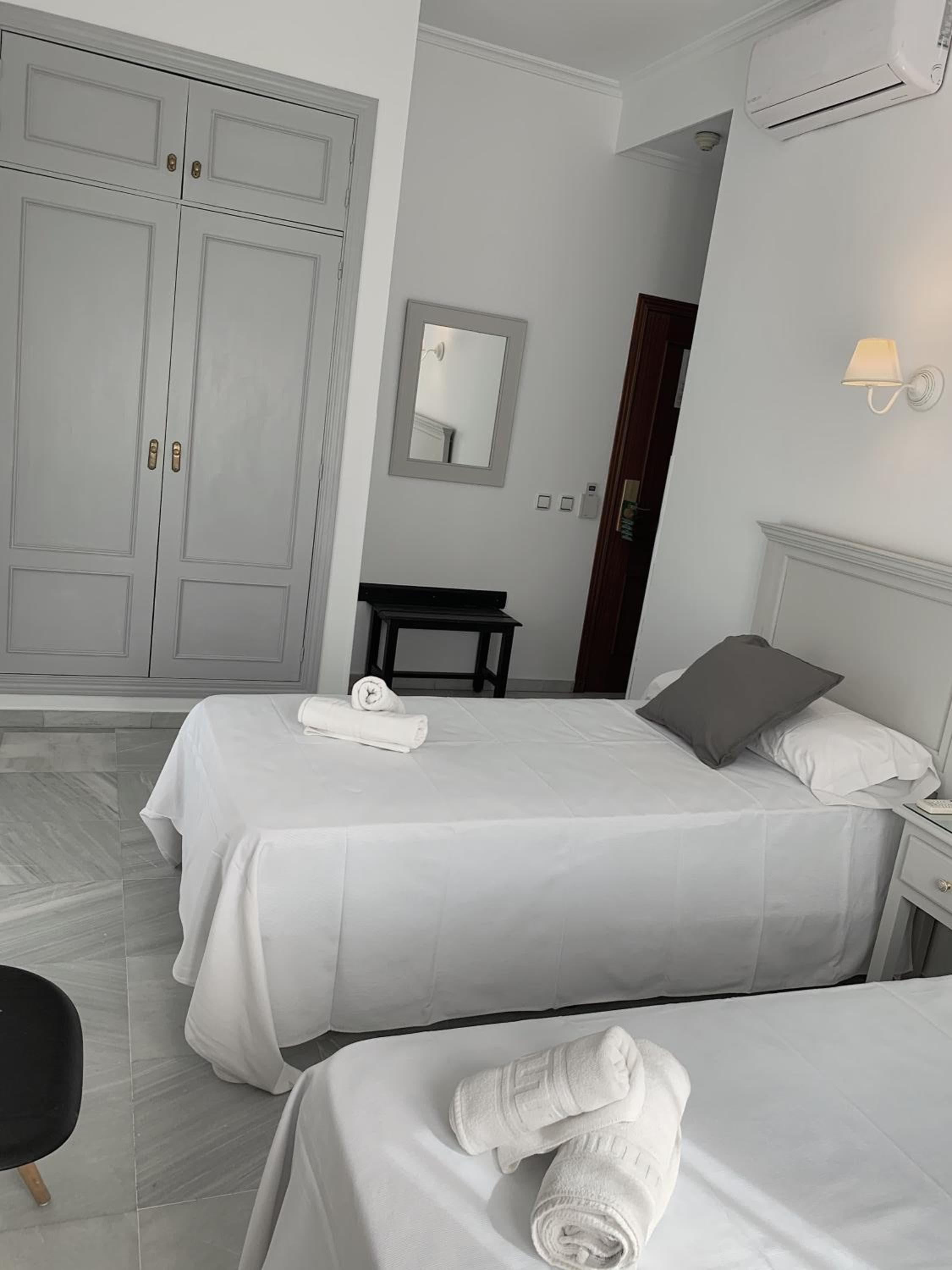 Hotel Dona Blanca — 6