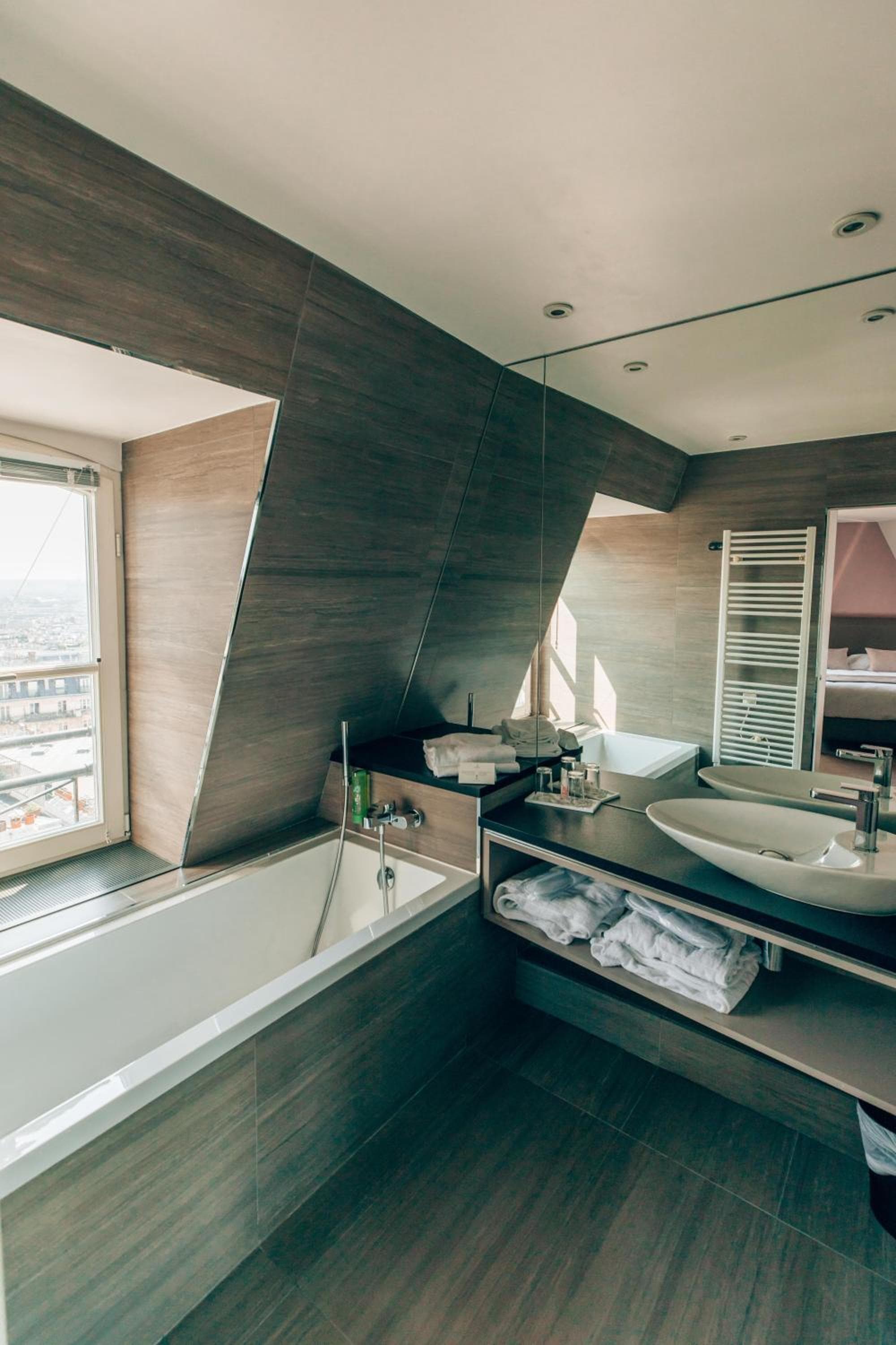 Timhotel Montmartre — 10