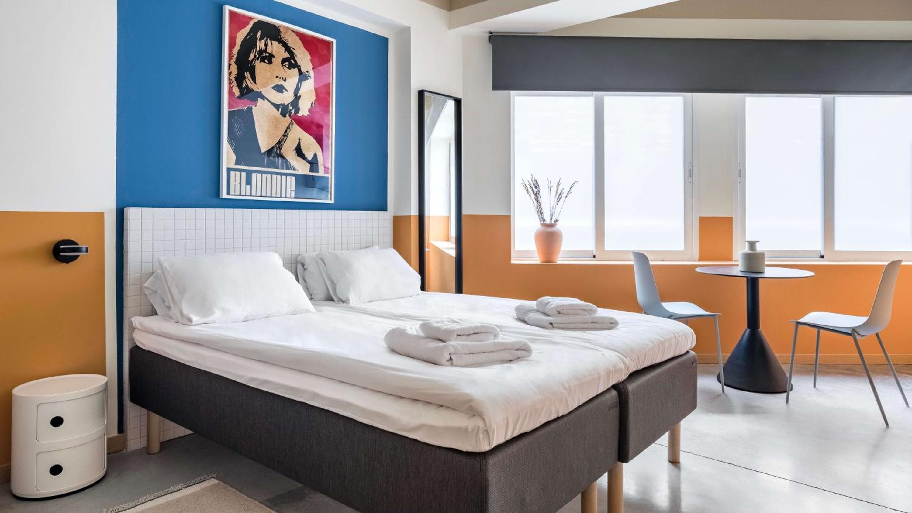 Bob W Chueca — 4