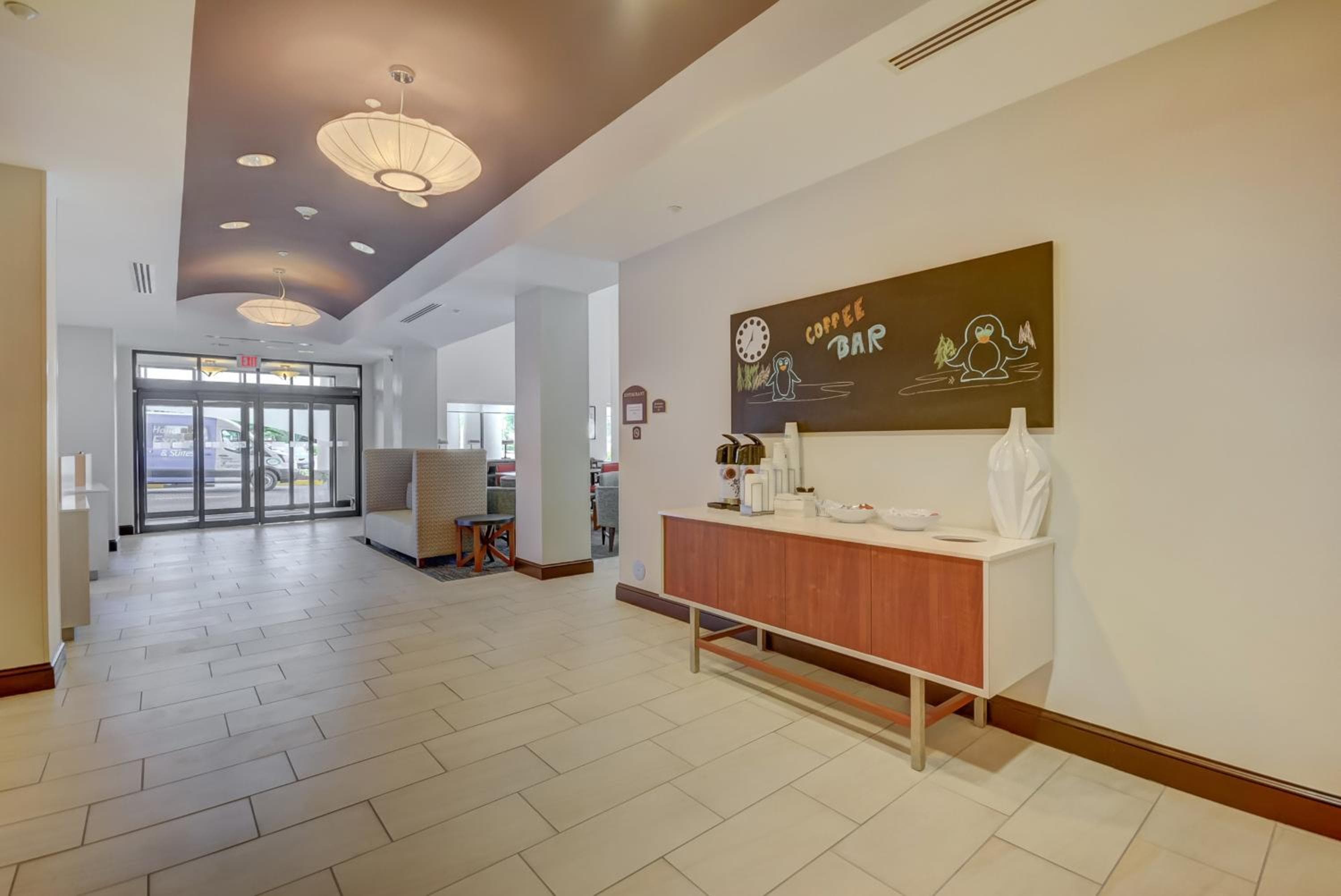 Holiday Inn Express Hotel & Suites Tampa-USF-Busch Gardens by IHG — 24