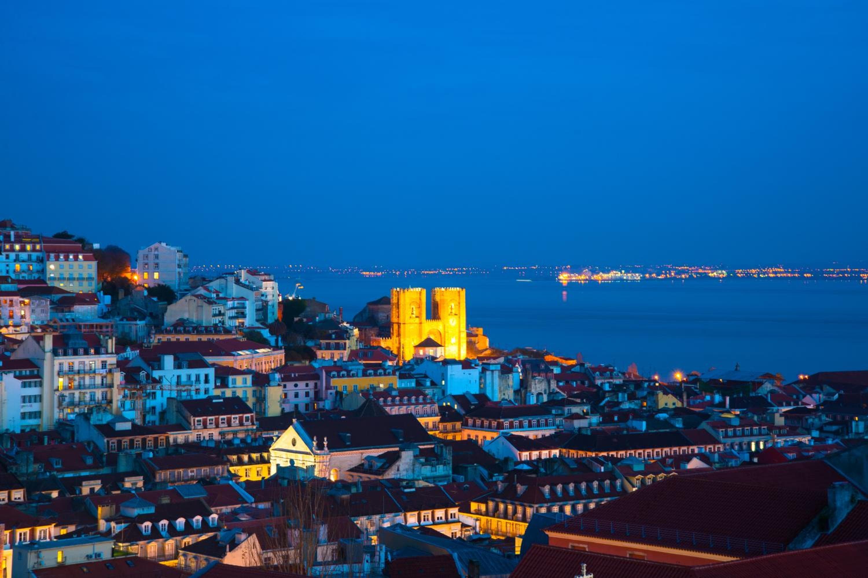 Lisbona Carmo Hotel — 14
