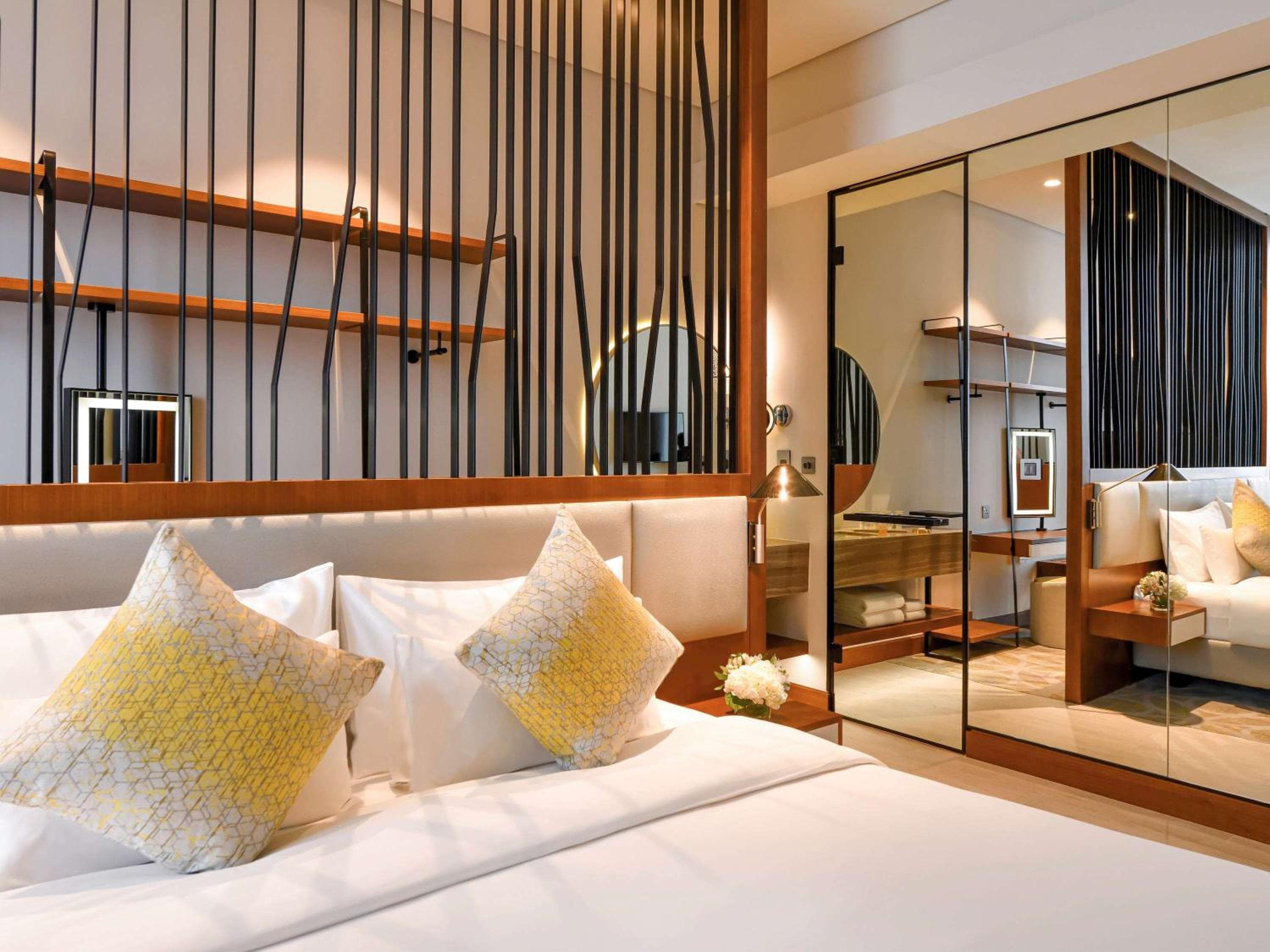 Gran Mercure Dubai Ciudad — 13