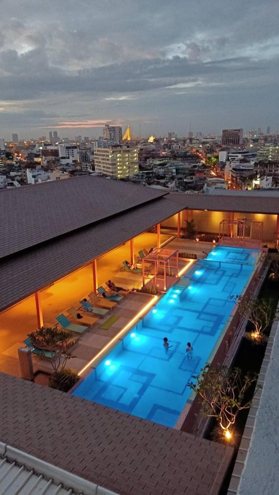 El Barrio Hualamphong por UHG — 13