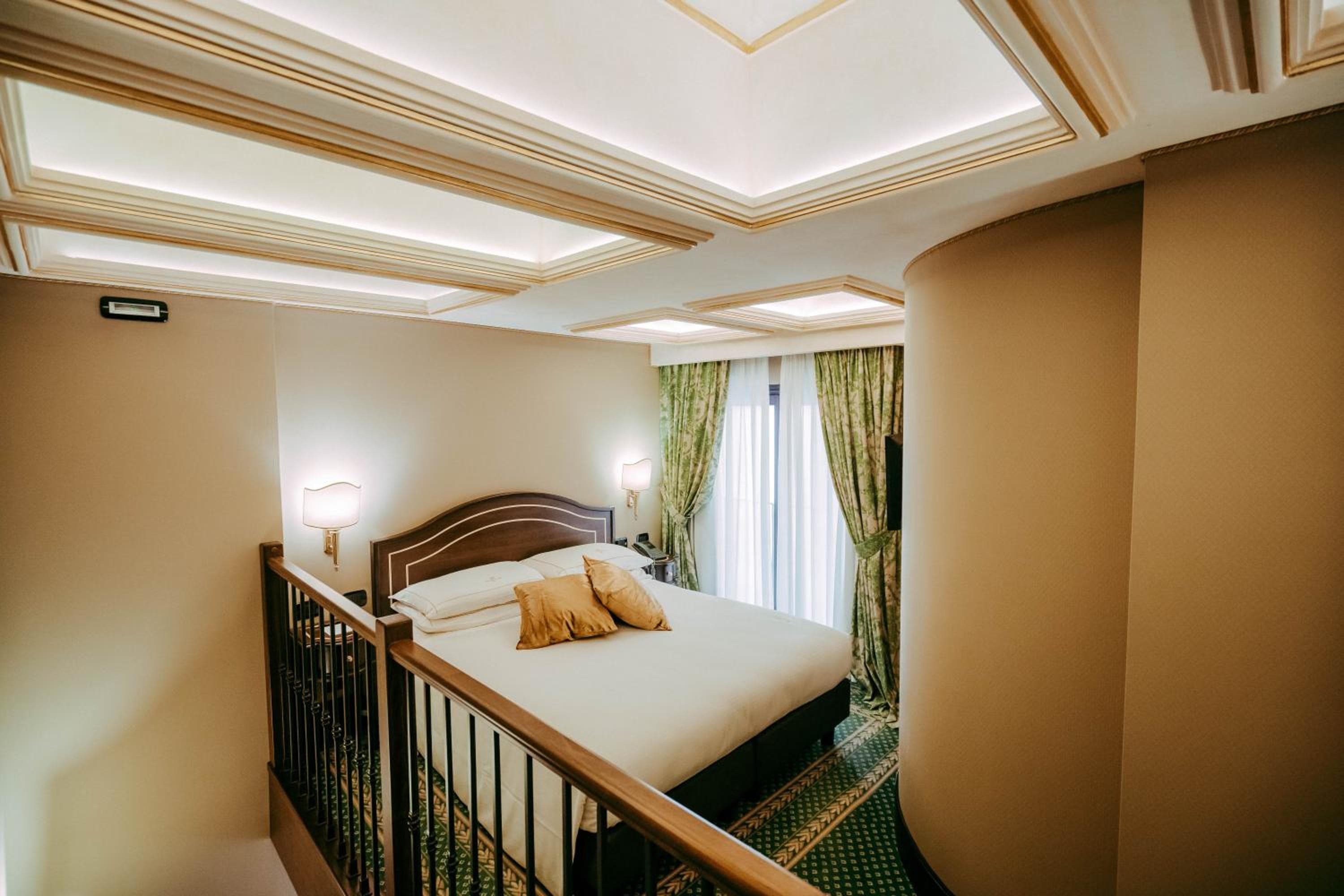 Hotel Palacio del Río — 17