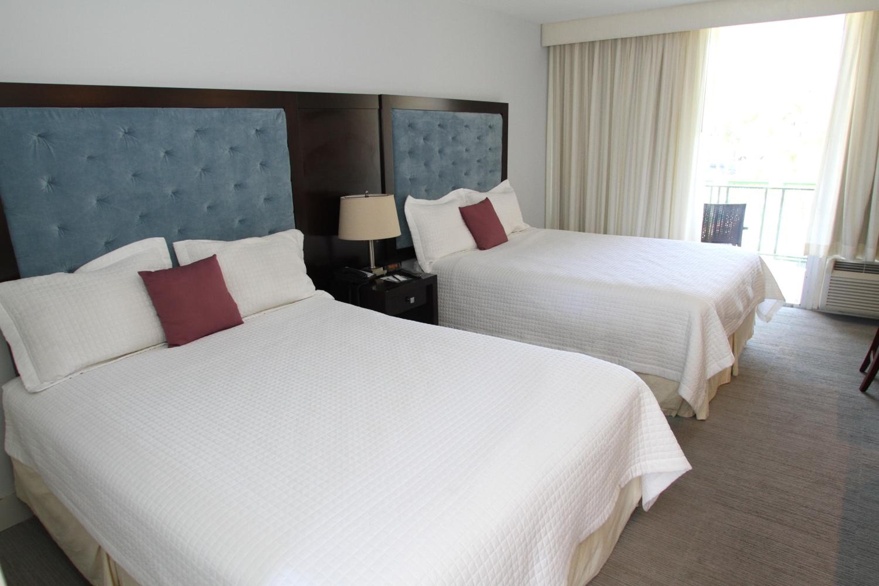 Hotel Chateaubleau — 17
