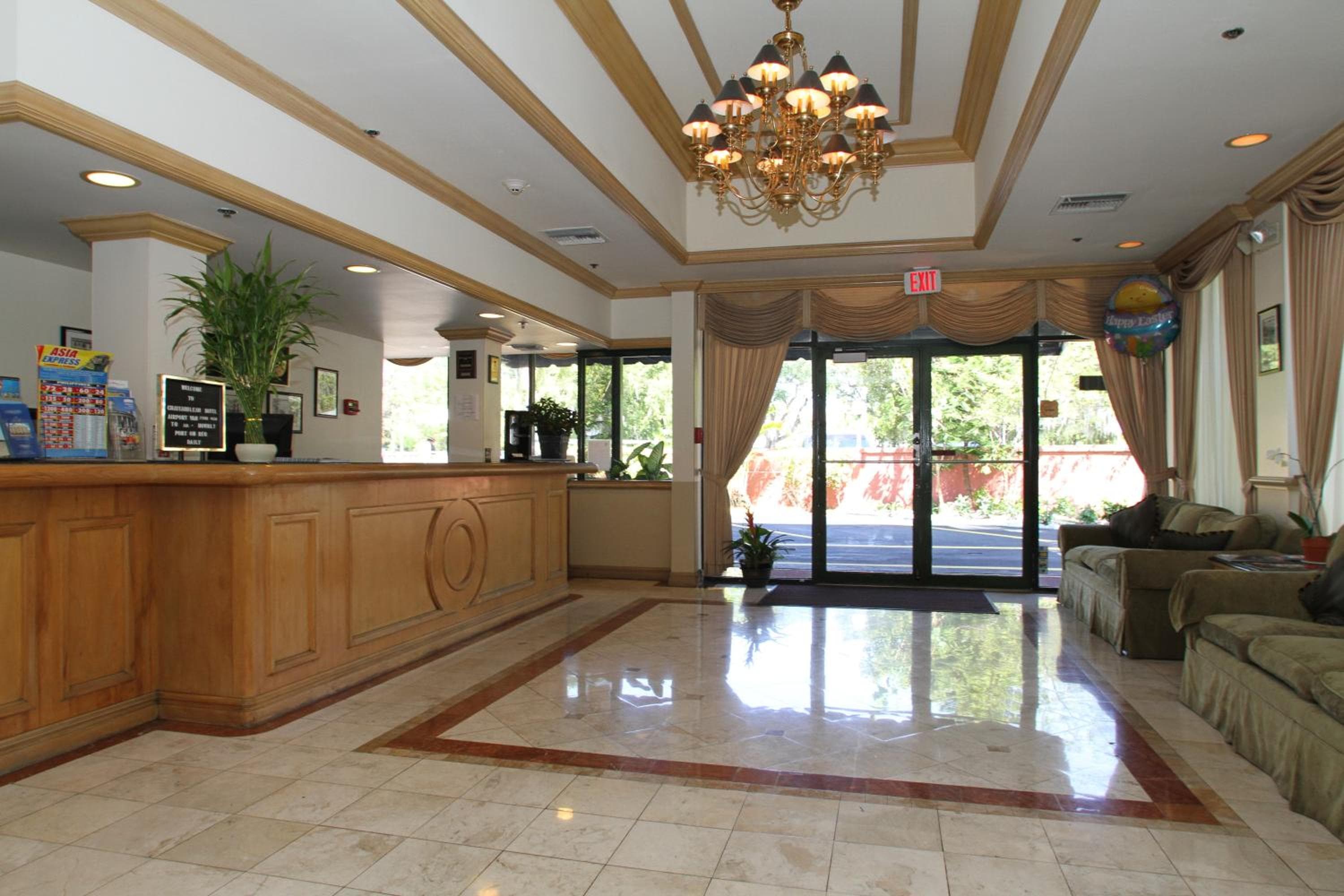 Hotel Chateaubleau — 5