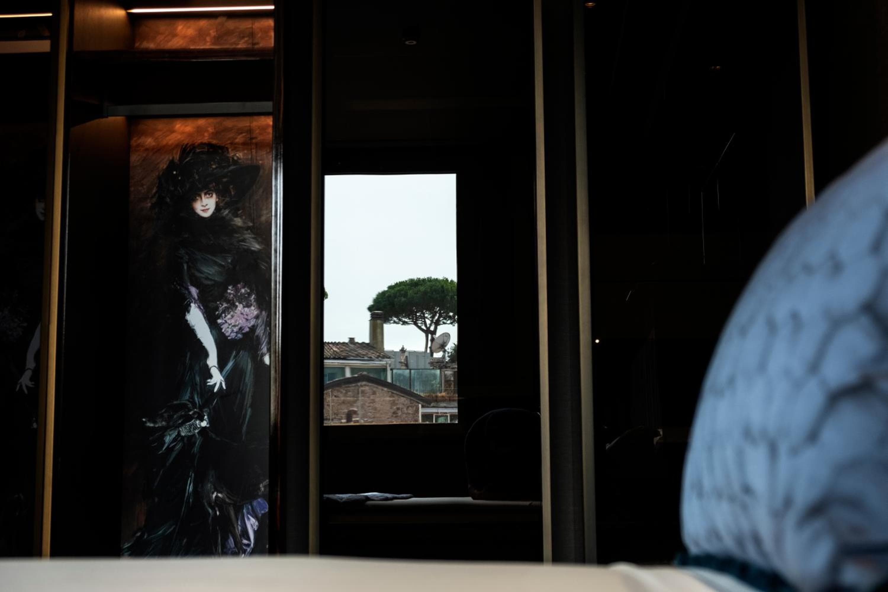 U-Visionary Roma Hotel — 16