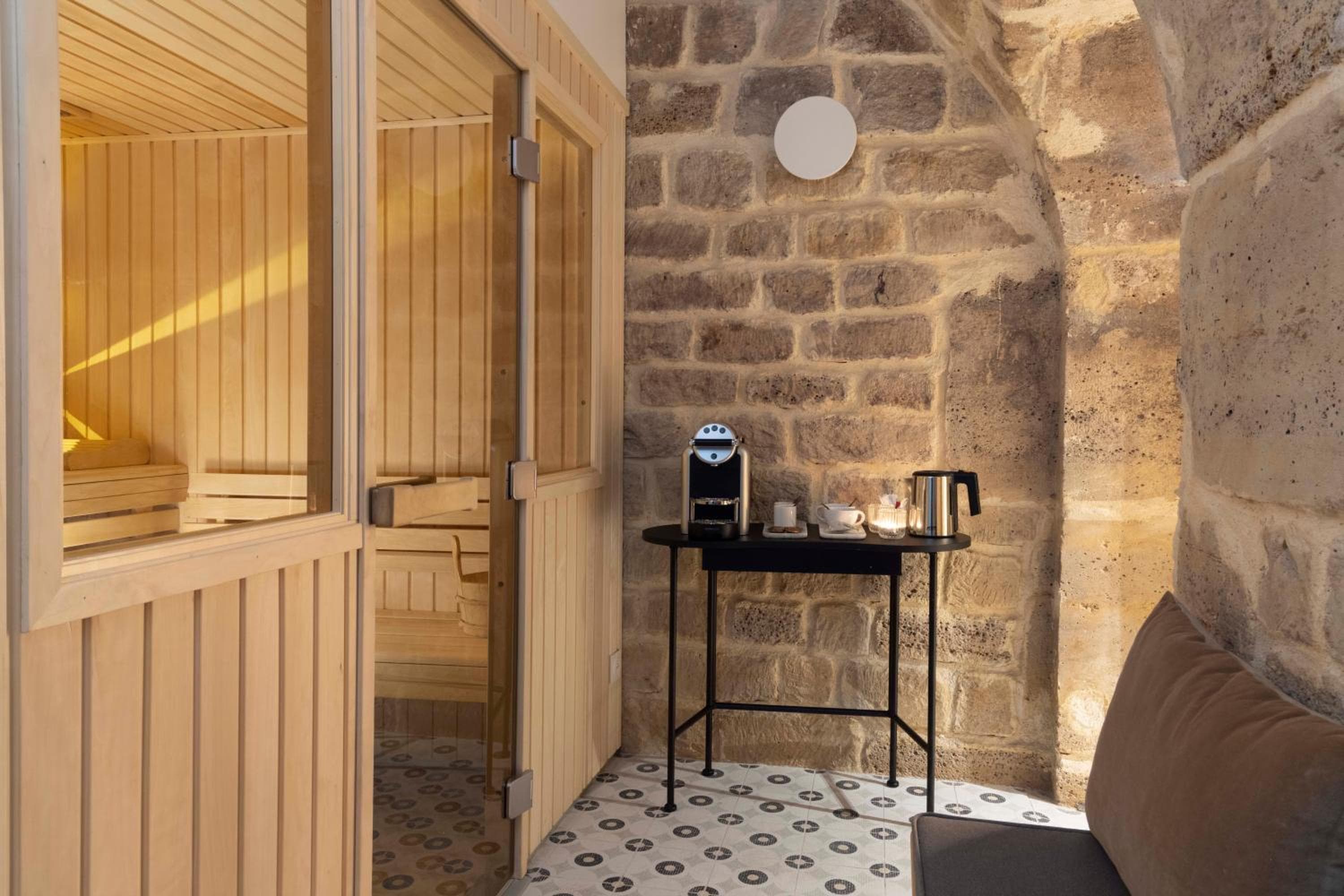 Hotel & Spa Le Petit Beaumarchais — 6