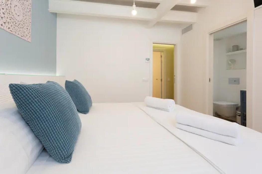Cream Homes La Rambla, TURISMO DE INTERIOR — 15