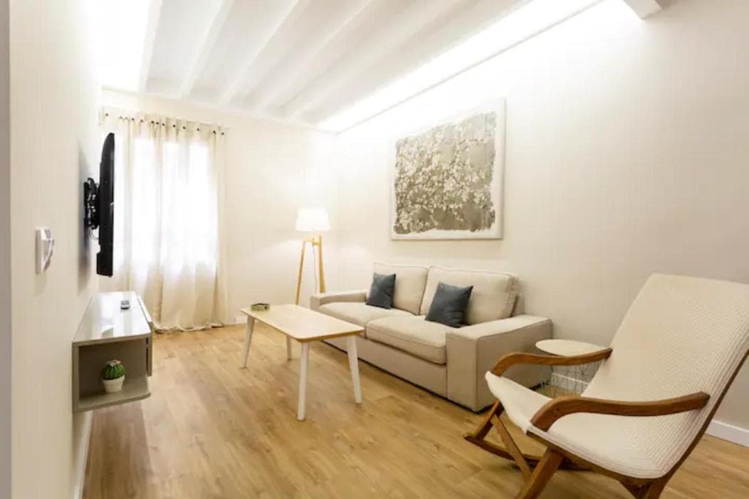 Cream Homes La Rambla, TURISMO DE INTERIOR — 1