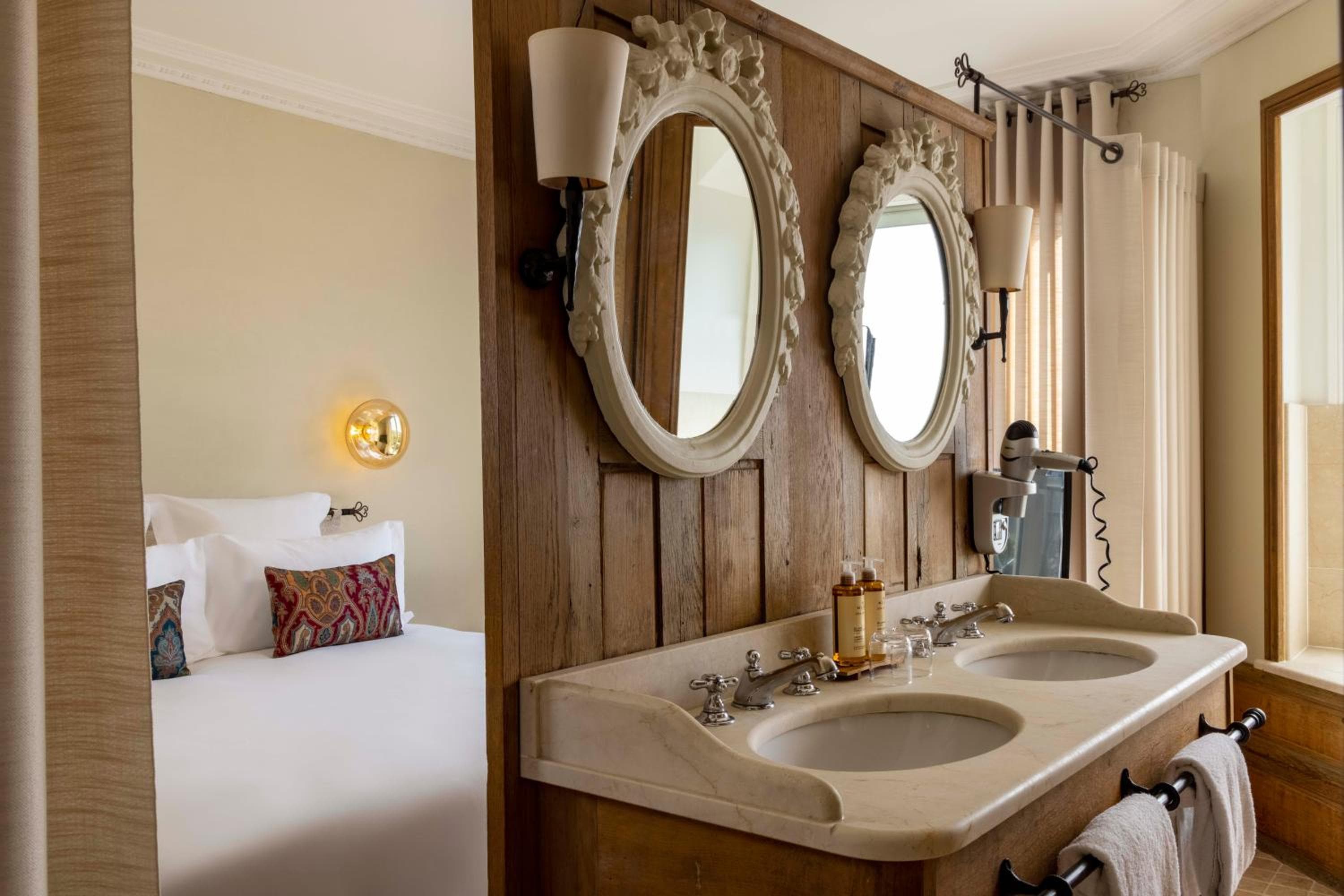 Hotel Banville — 19