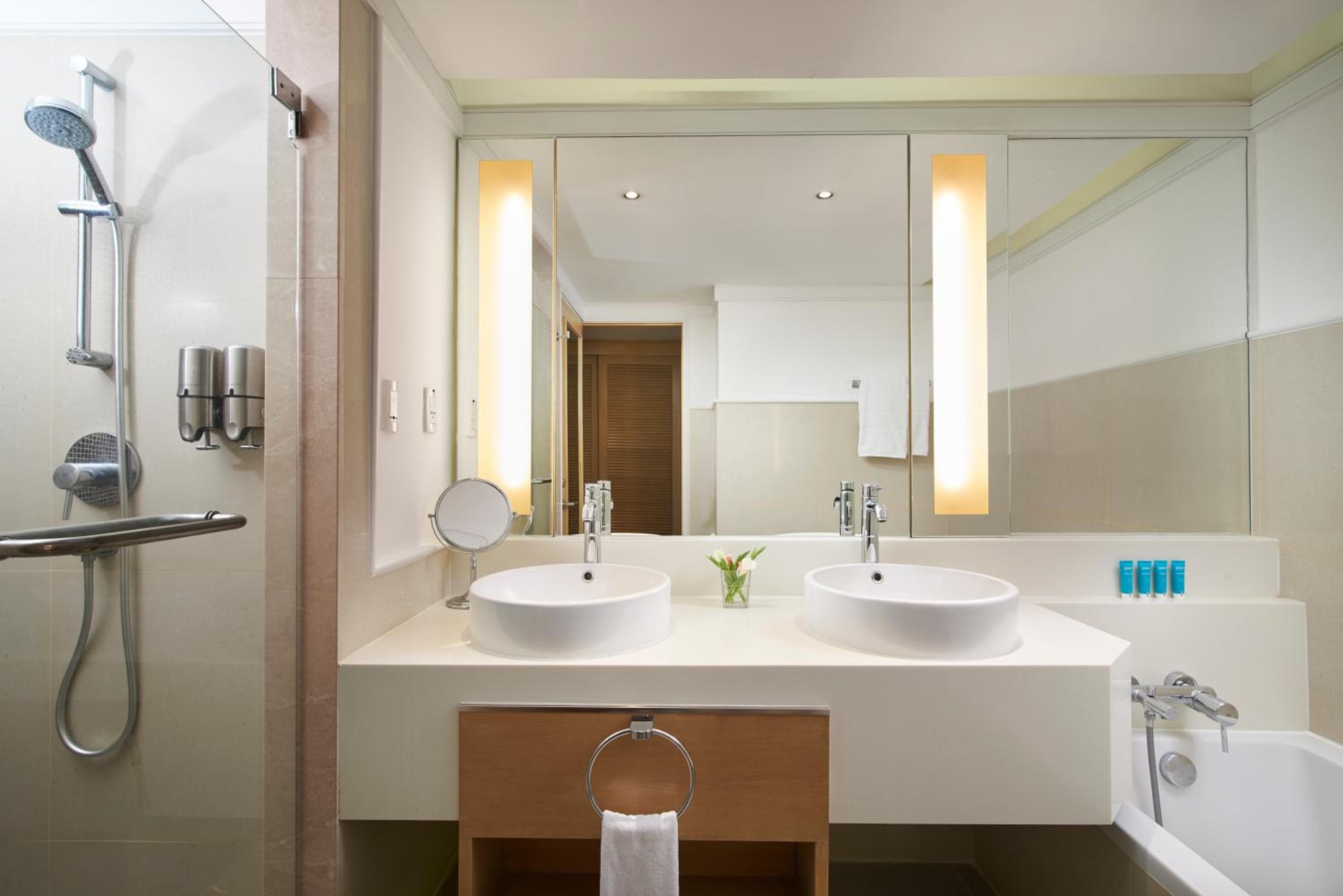 Amari Bangkok — 14