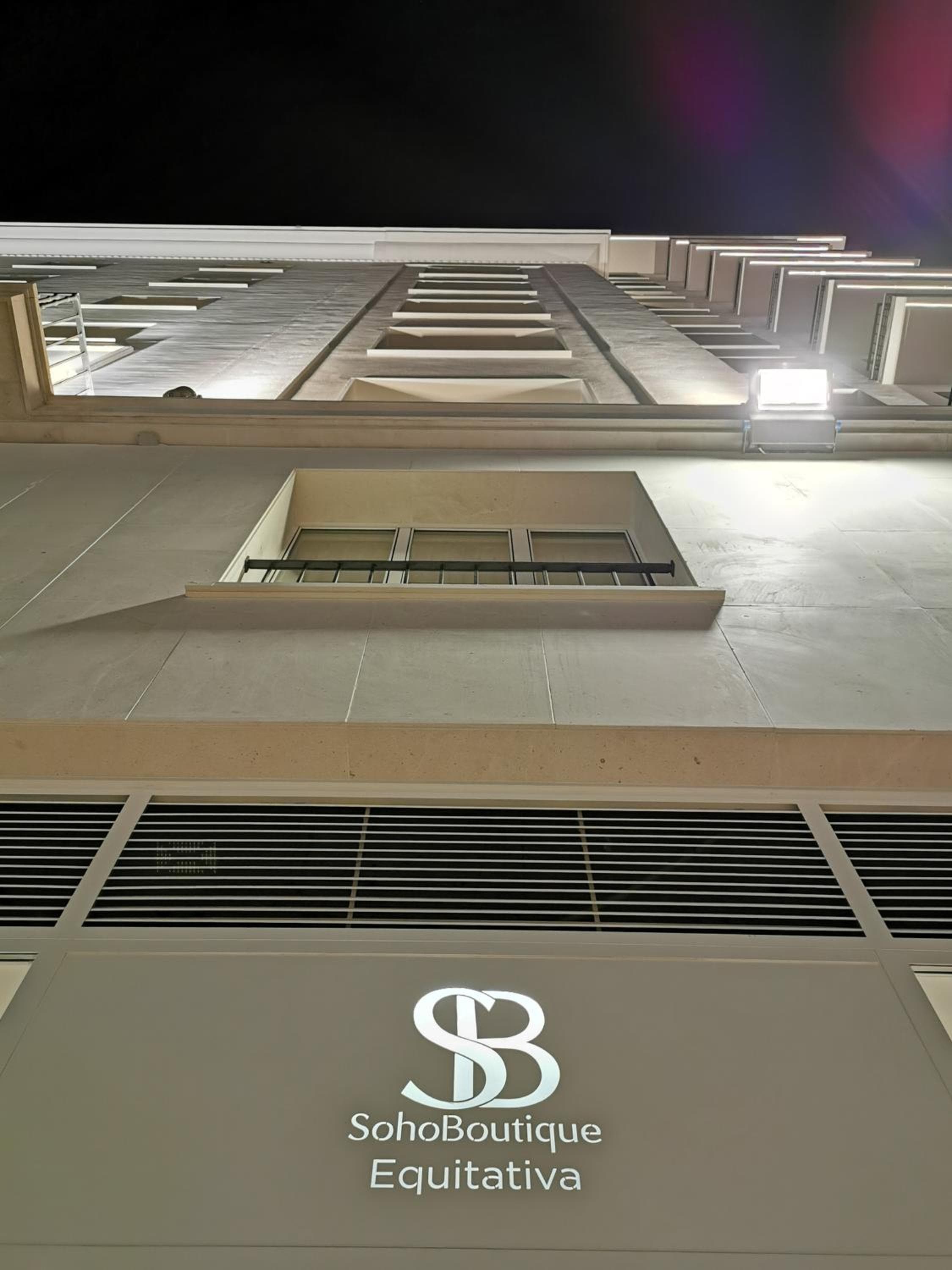 Soho Boutique Equitativa — 18