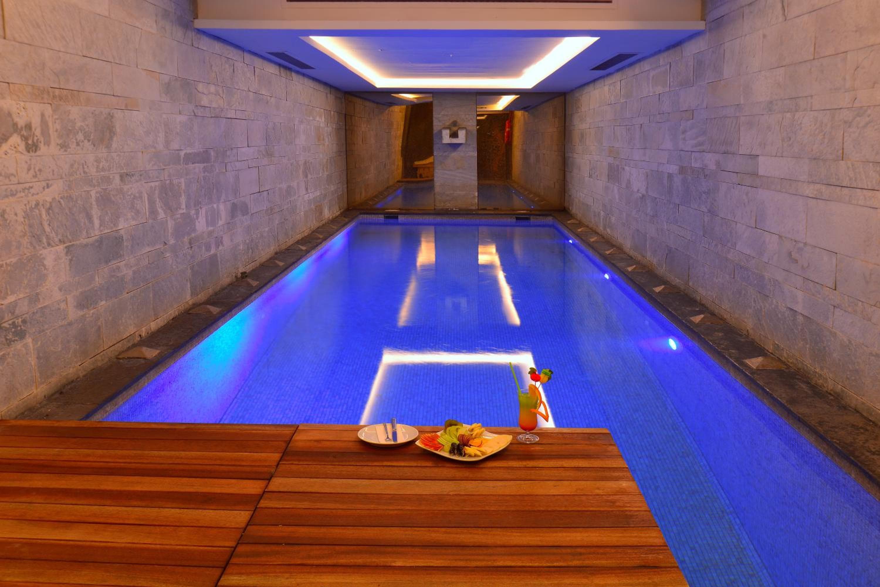 Pera Tulip Hotel — 9