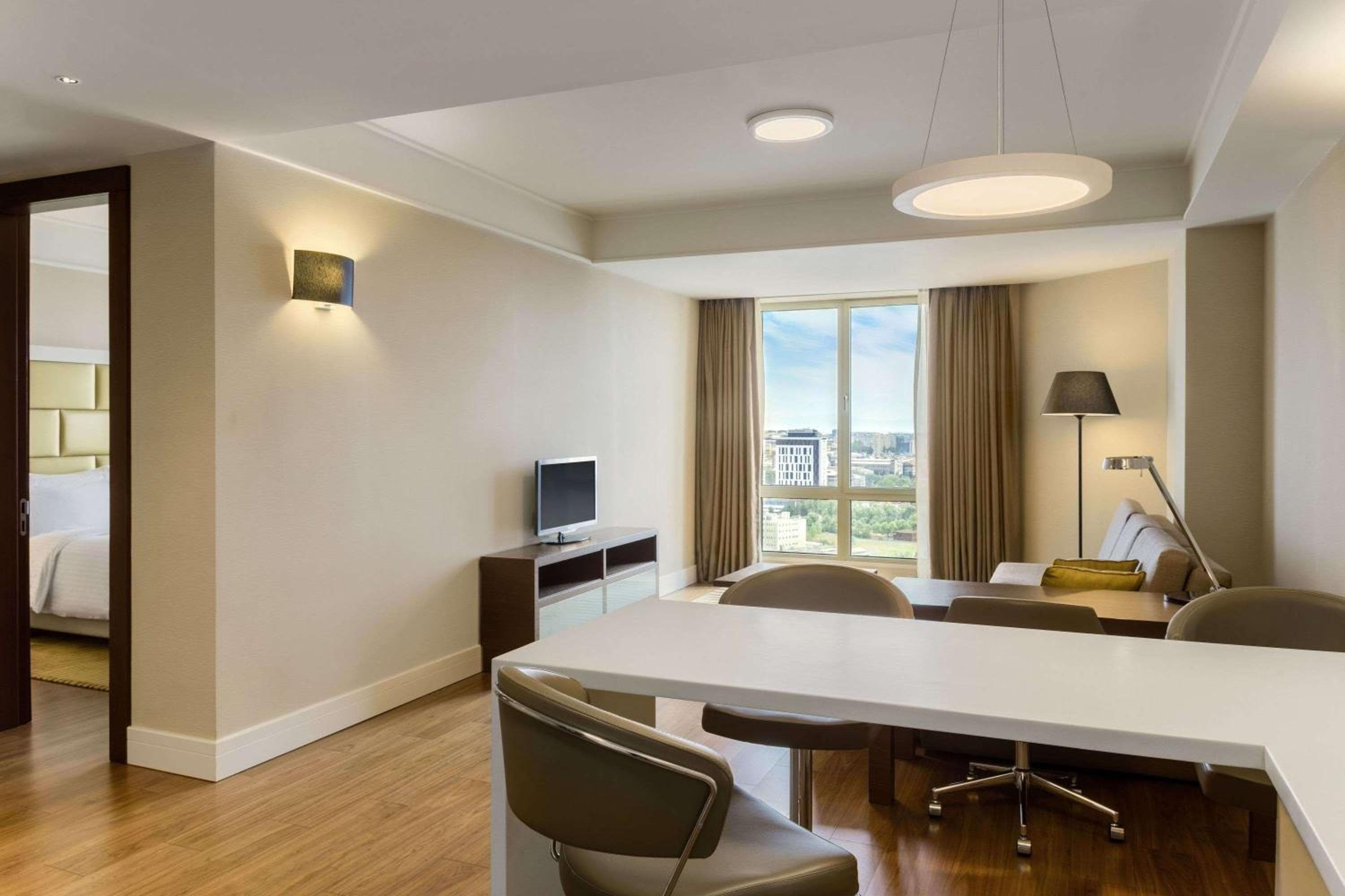 Wyndham Grand Istanbul Europa — 11