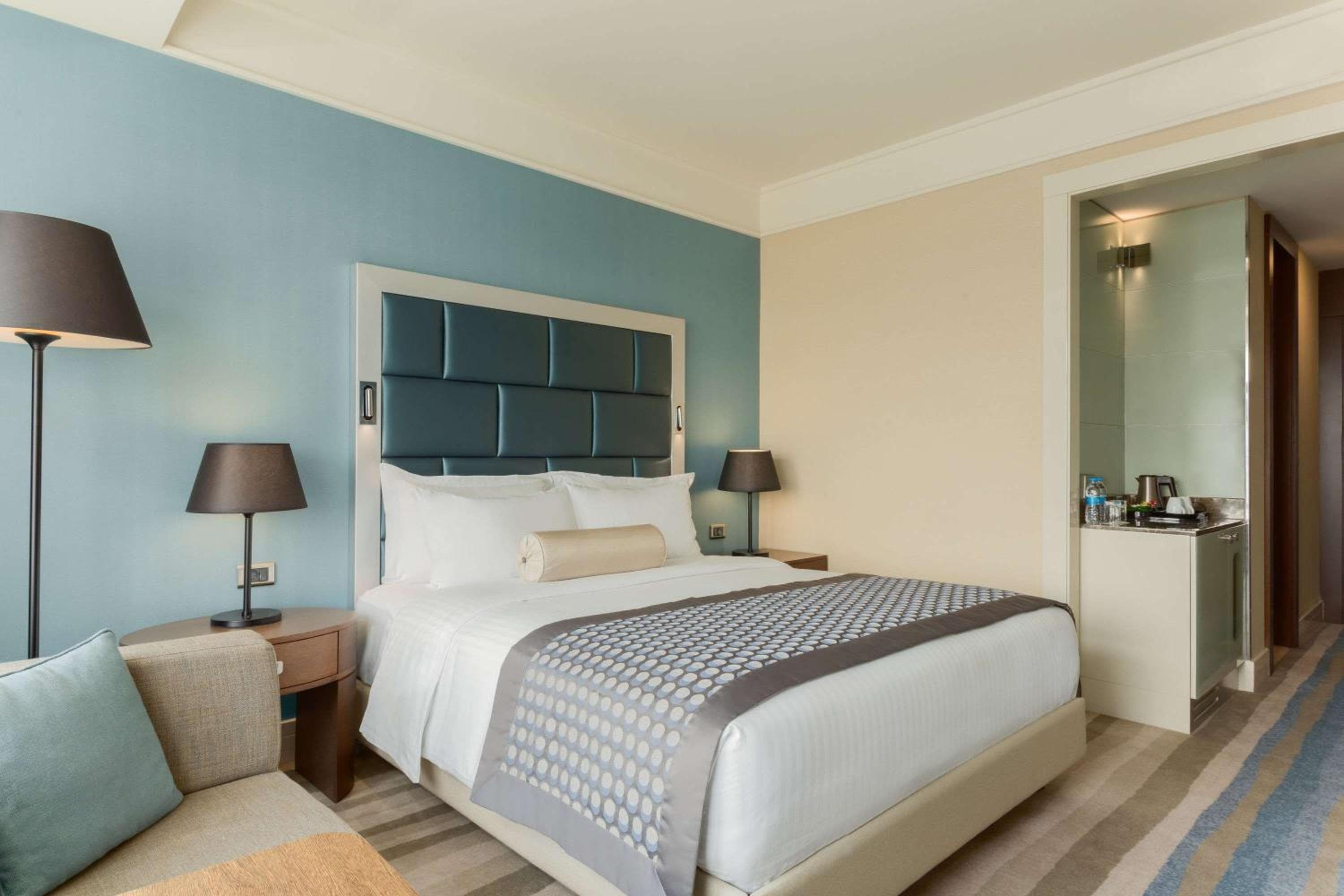 Wyndham Grand Istanbul Europa — 15