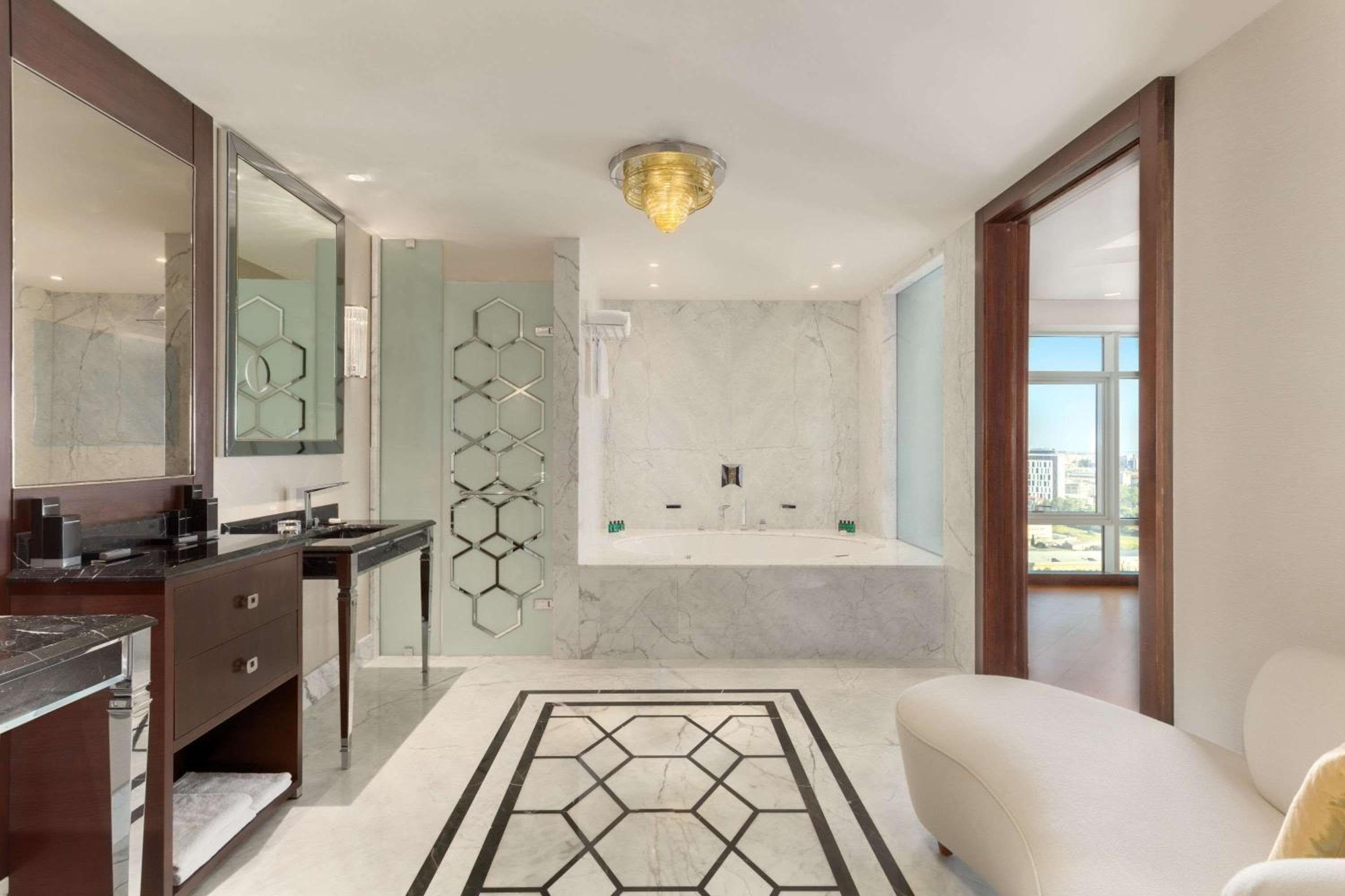 Wyndham Grand Istanbul Europa — 22