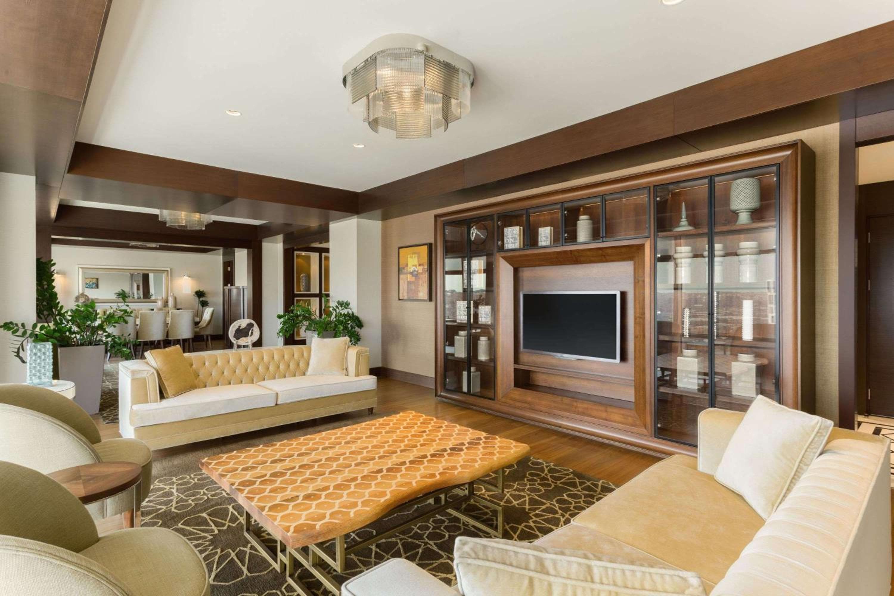 Wyndham Grand Istanbul Europa — 23