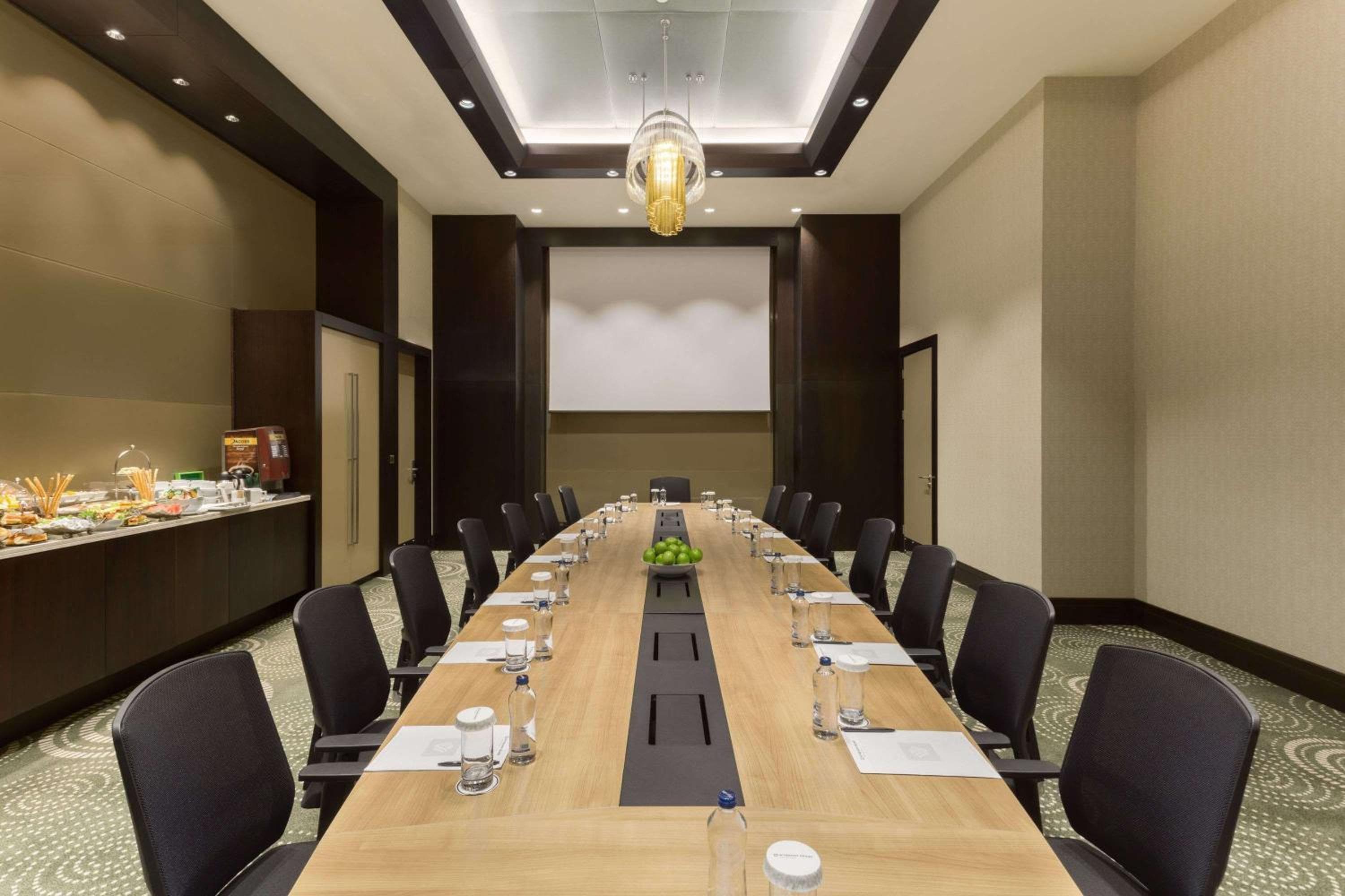 Wyndham Grand Istanbul Europa — 26