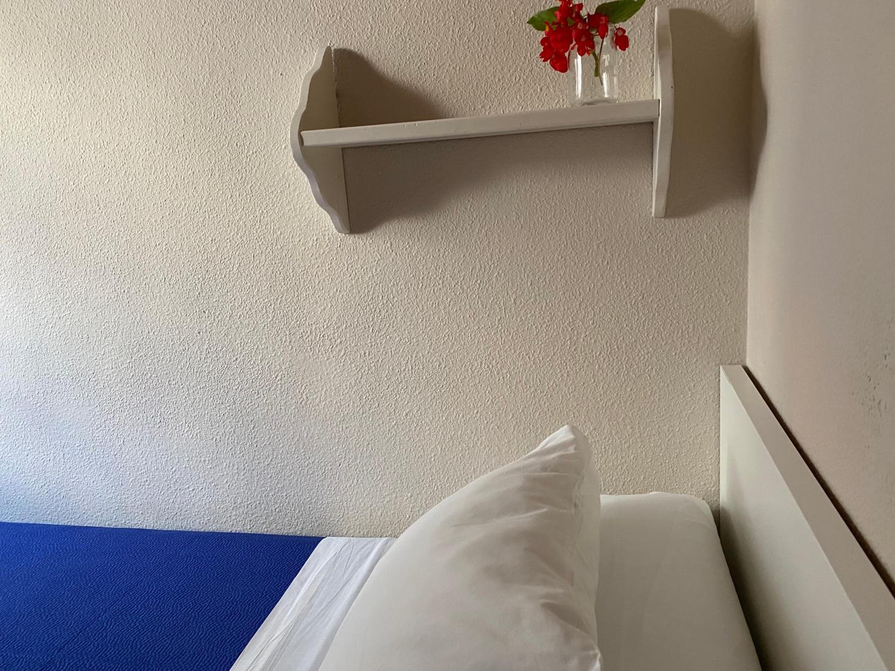 Hostal Moscatel — 16