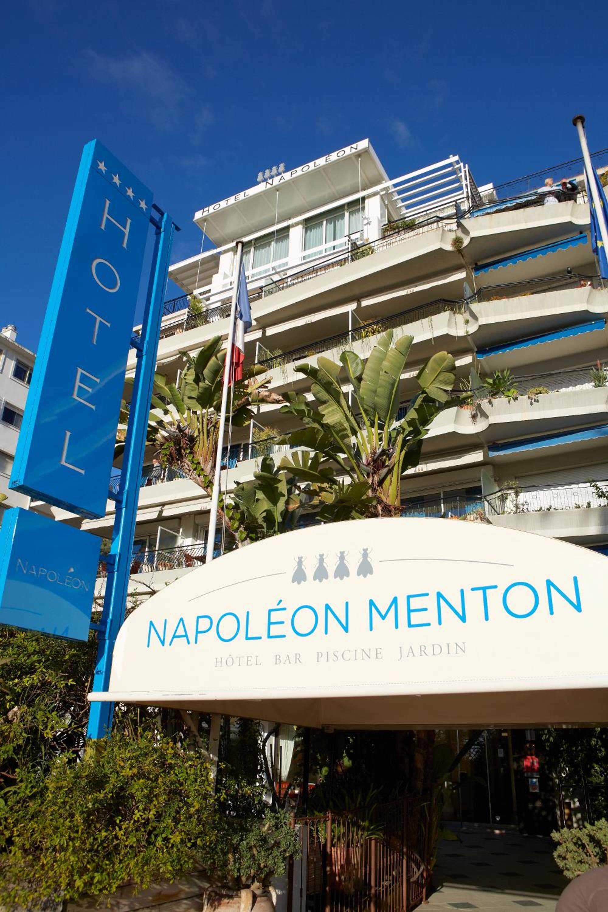 Hotel Napoléon — 13