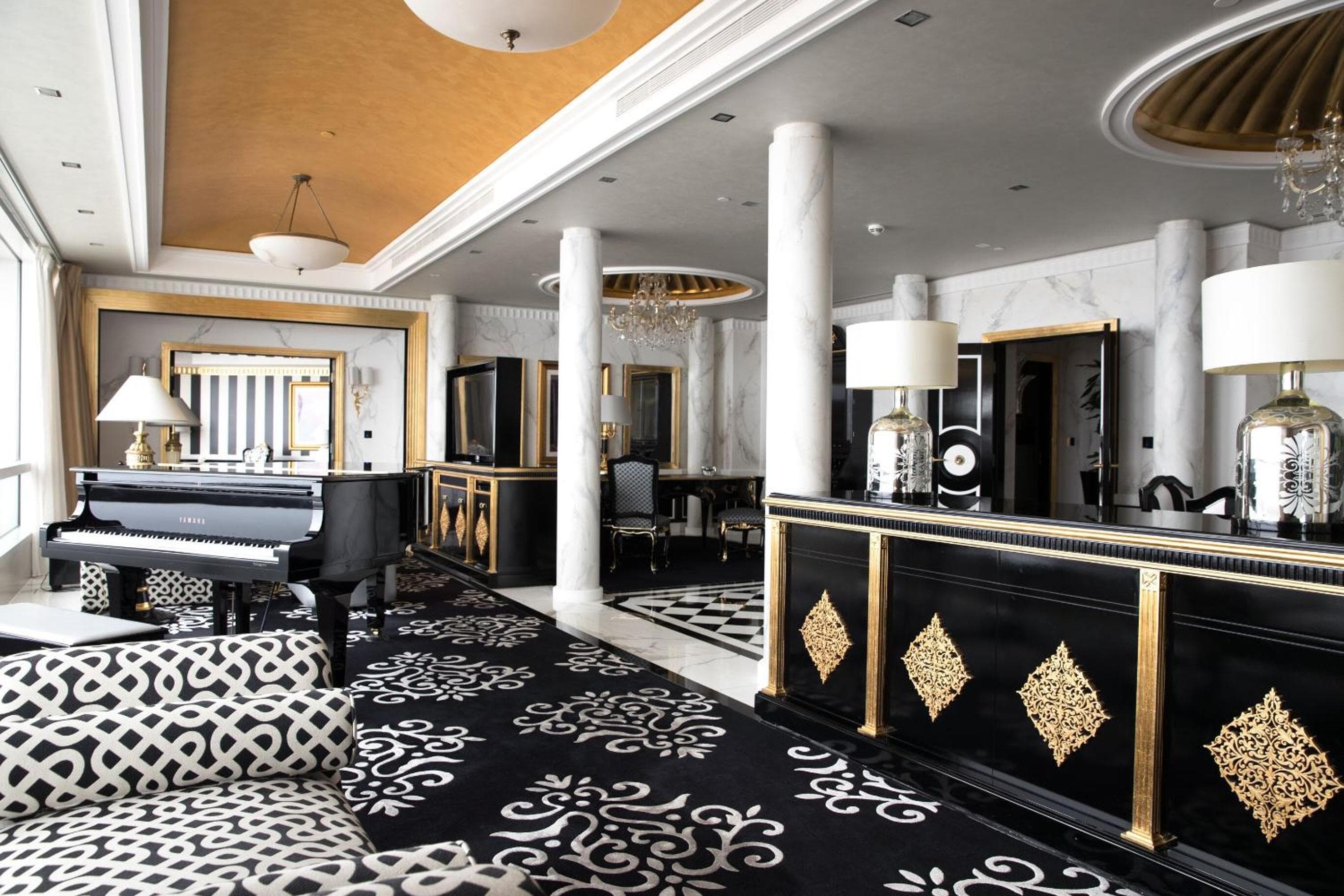 Jumeirah Emirates Towers Dubai — 29