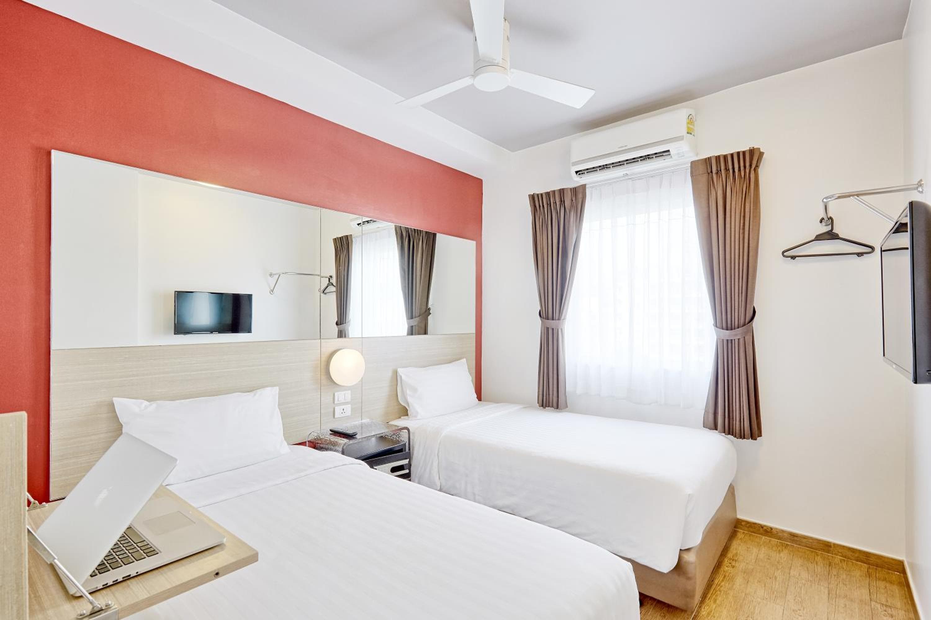 Pianeta Rosso Bangkok Asoke - SHA Extra Plus — 15