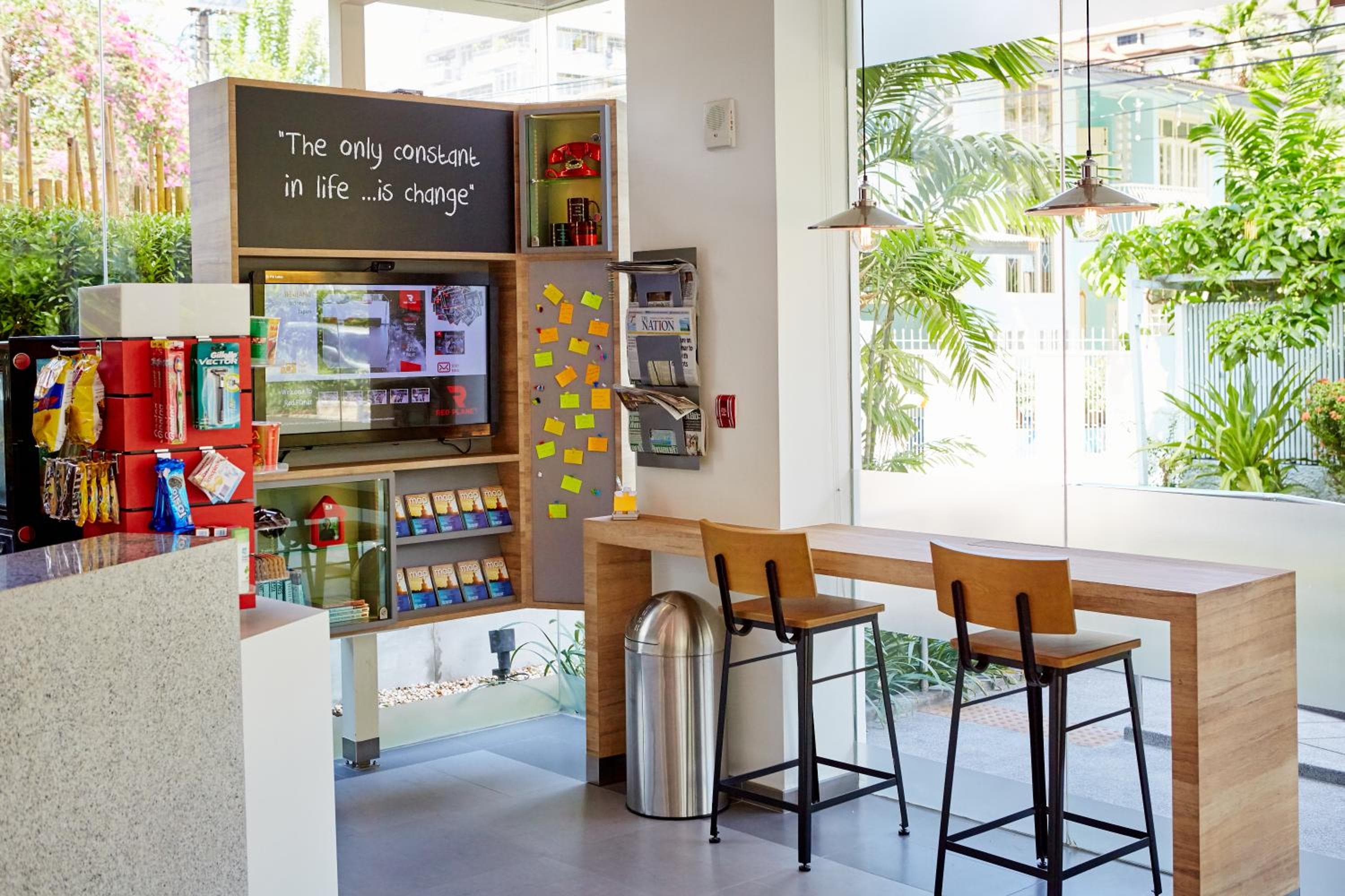Pianeta Rosso Bangkok Asoke - SHA Extra Plus — 3