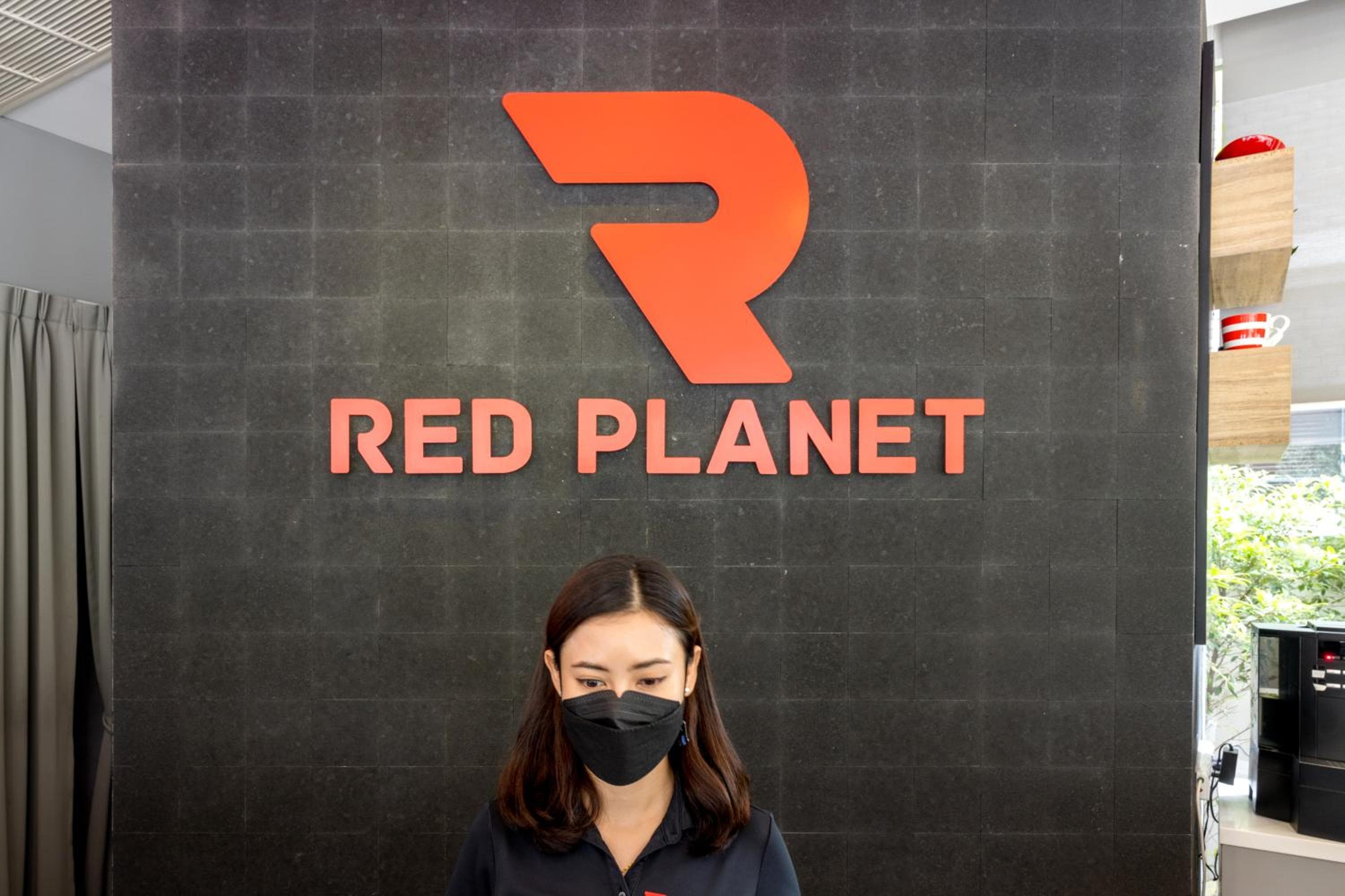 Pianeta Rosso Bangkok Asoke - SHA Extra Plus — 12