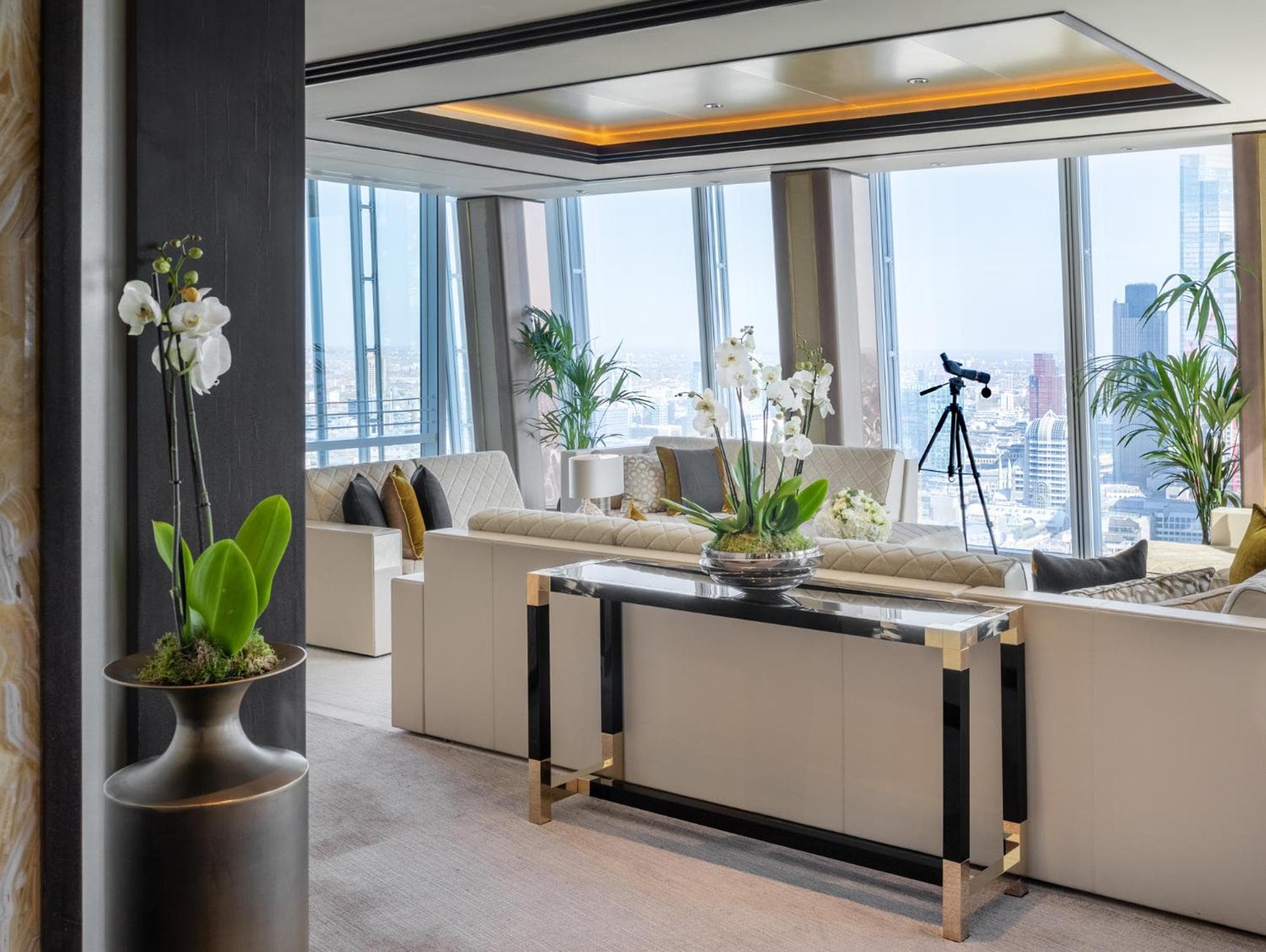 Shangri-La The Shard, Londra — 18