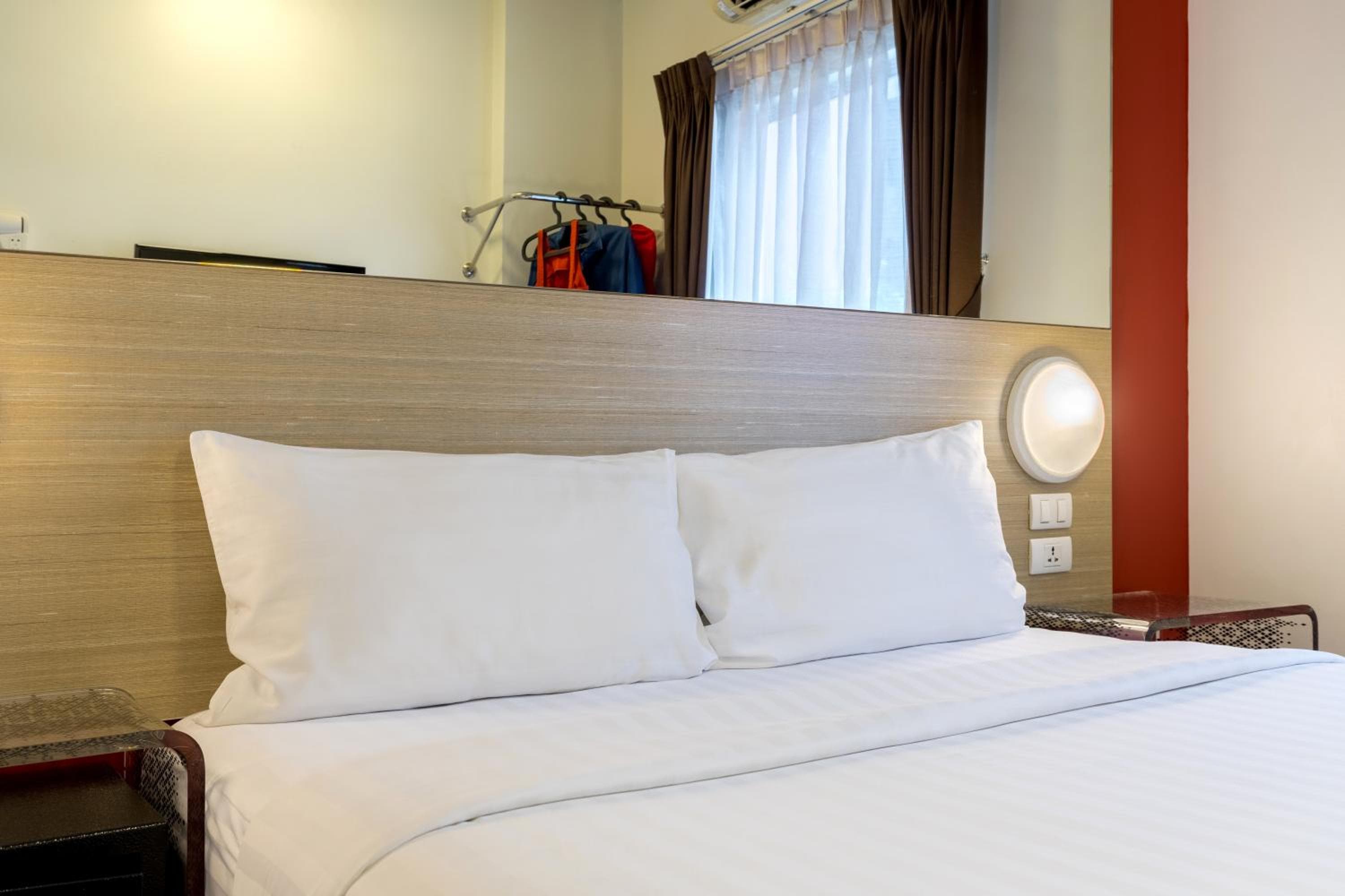 Pianeta Rosso Bangkok Asoke - SHA Extra Plus — 23