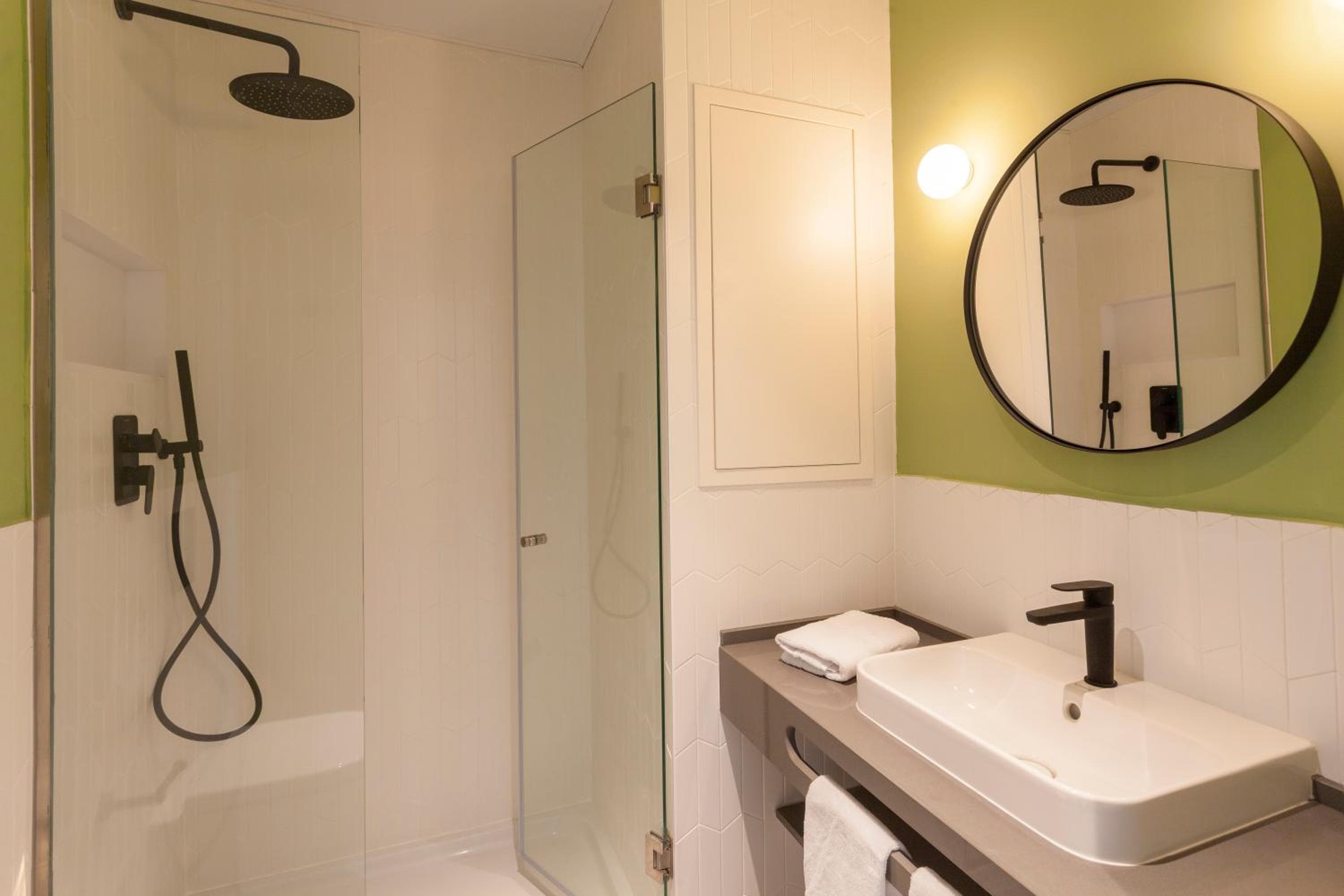 Apartamentos Málaga Premium - Calle Granada — 10