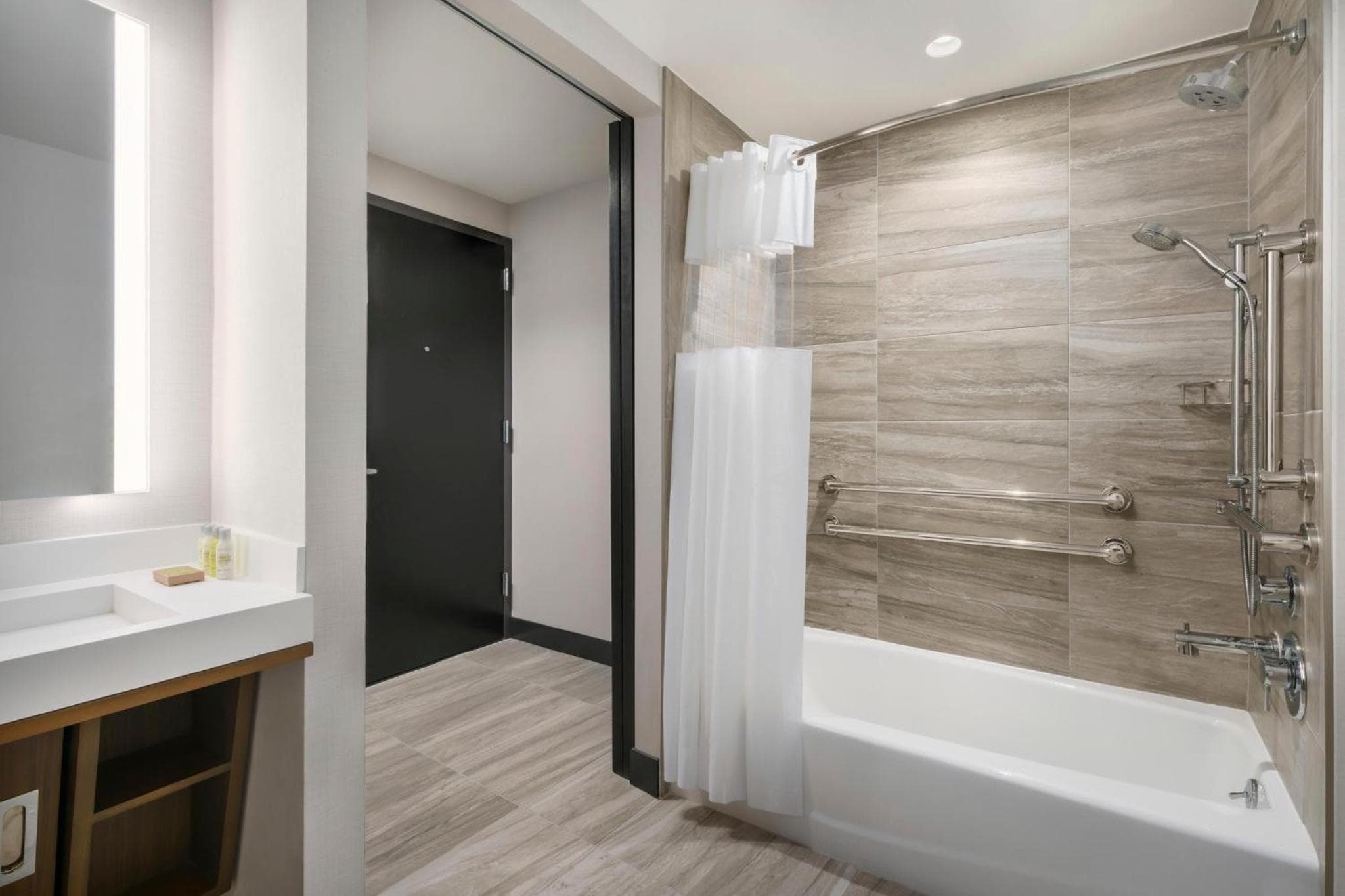 DoubleTree by Hilton New York Times Square South — 27
