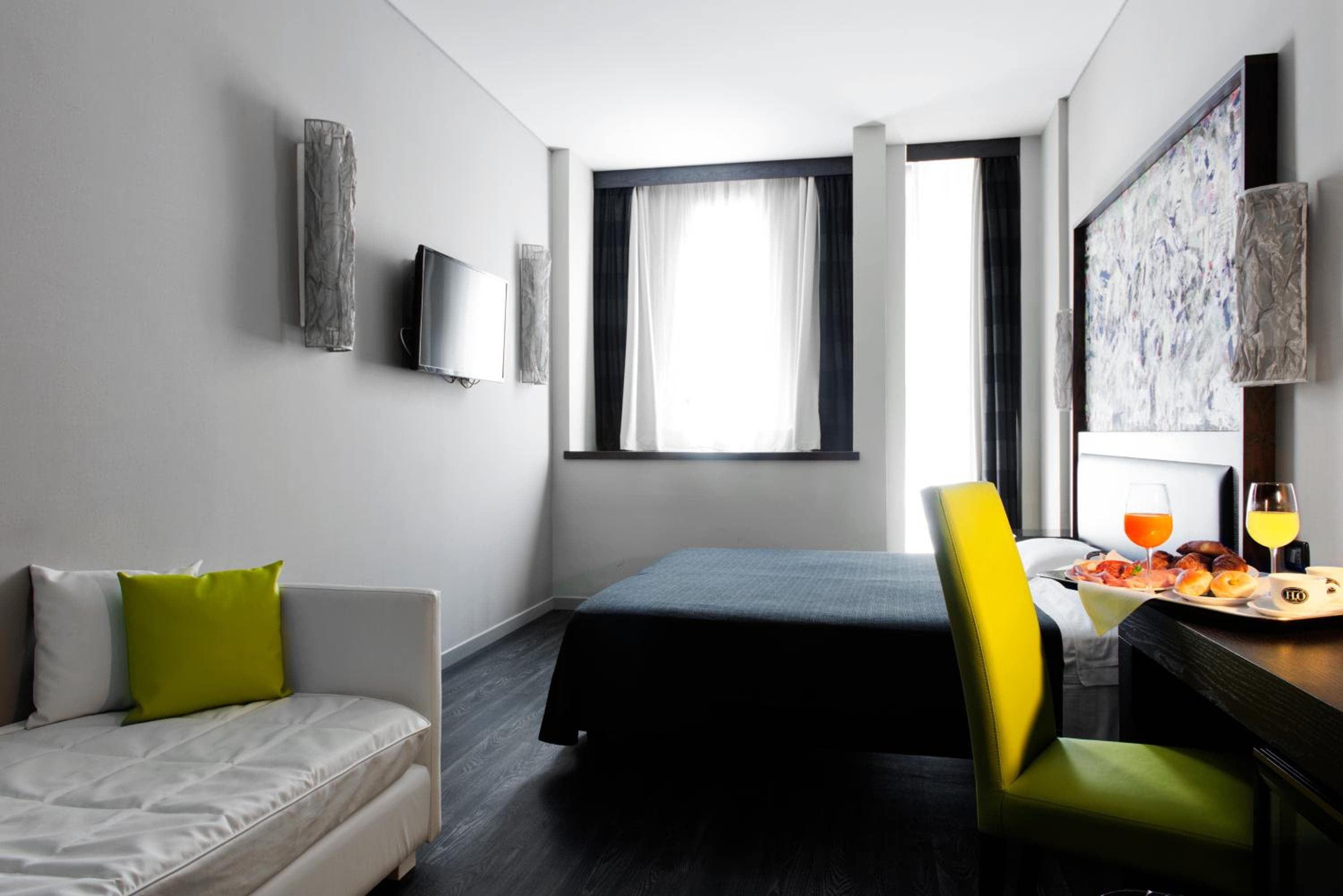 Twentyone Hotel — 20