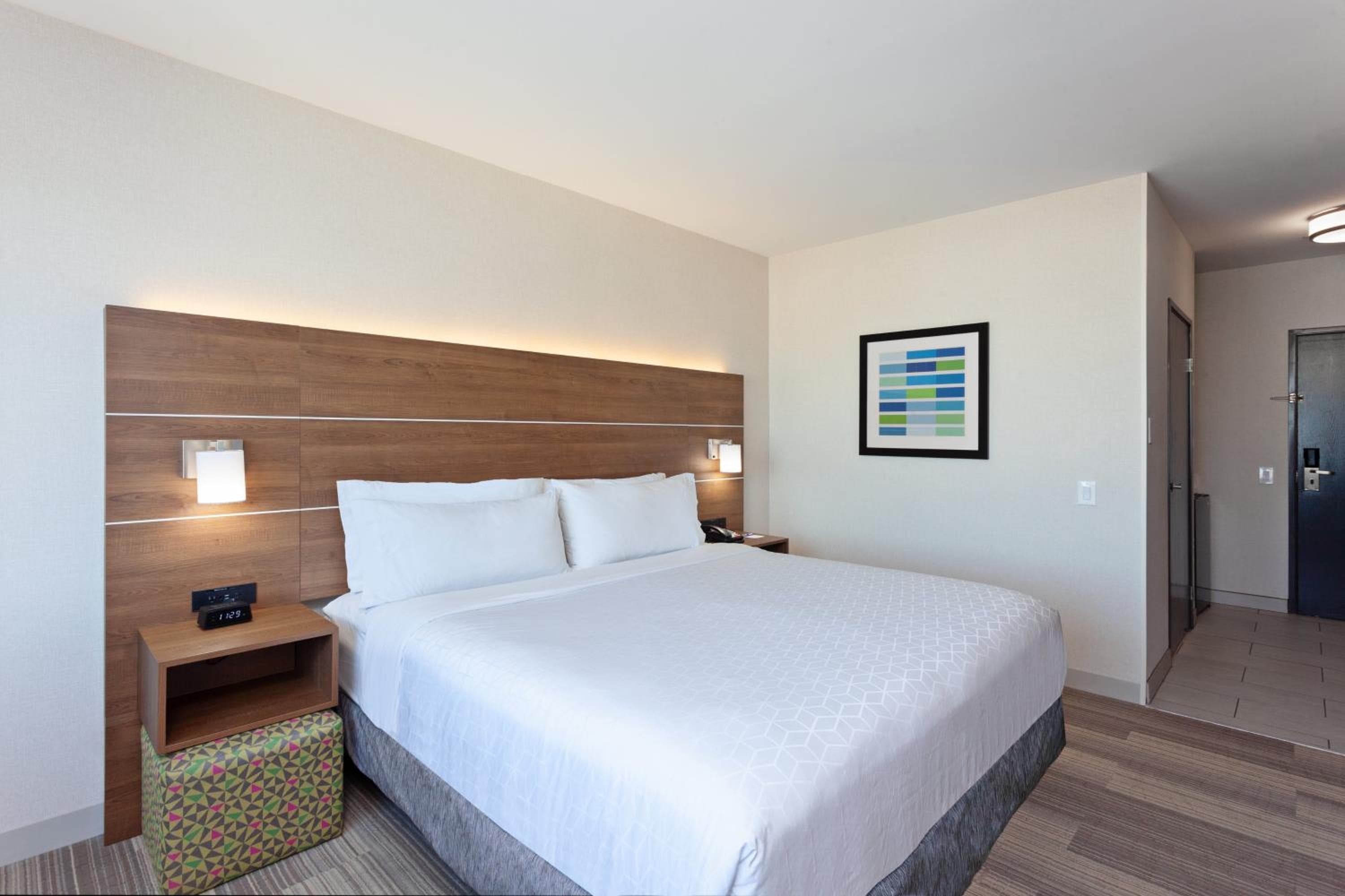 Holiday Inn Express Los Angeles LAX Airport by IHG — 30