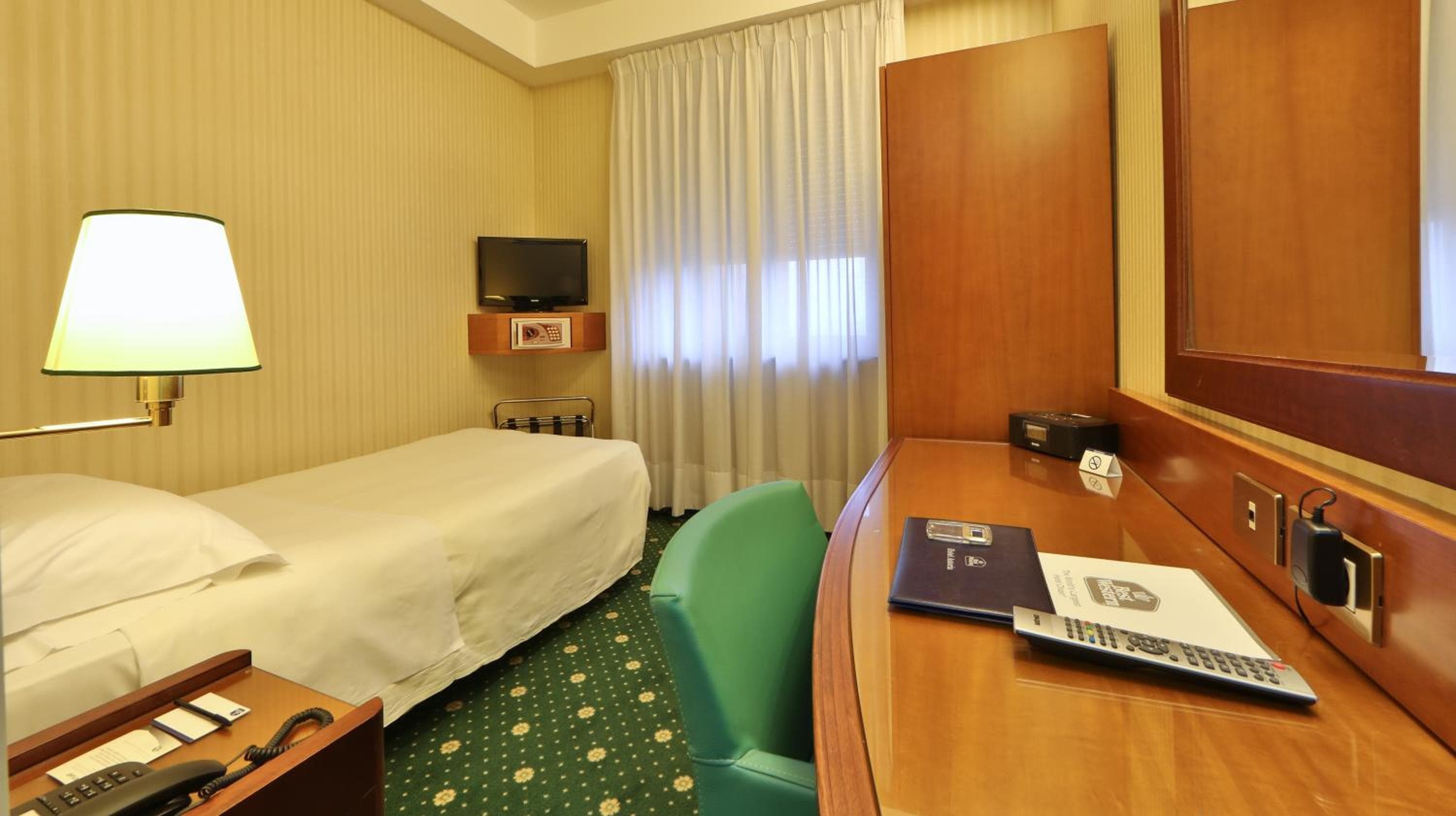 Hotel Astoria Sure Hotel Collection By Best Western — 15