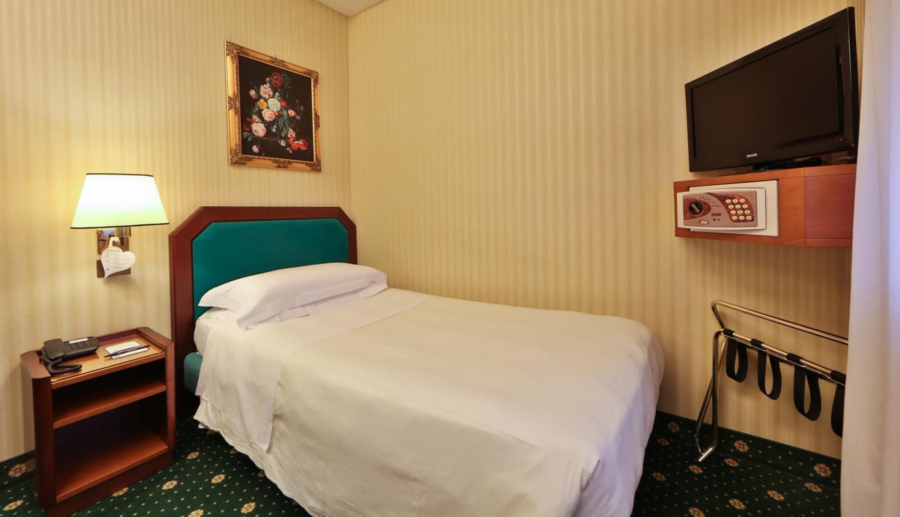 Hotel Astoria Sure Hotel Collection By Best Western — 17