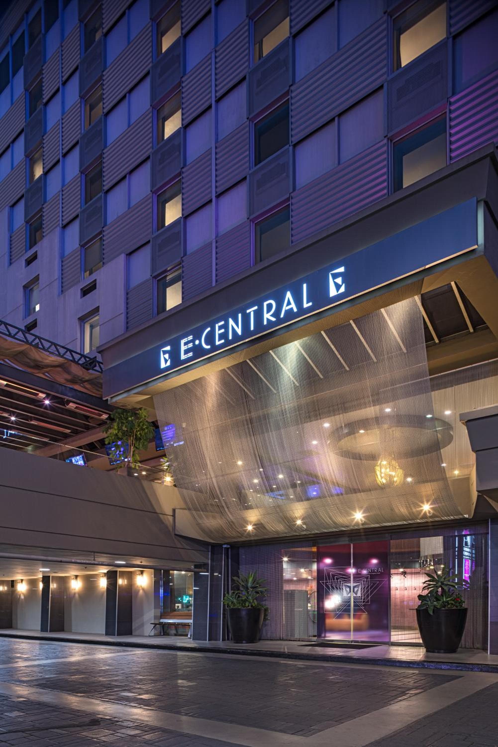 E Central Hotel nel centro di Los Angeles — 22