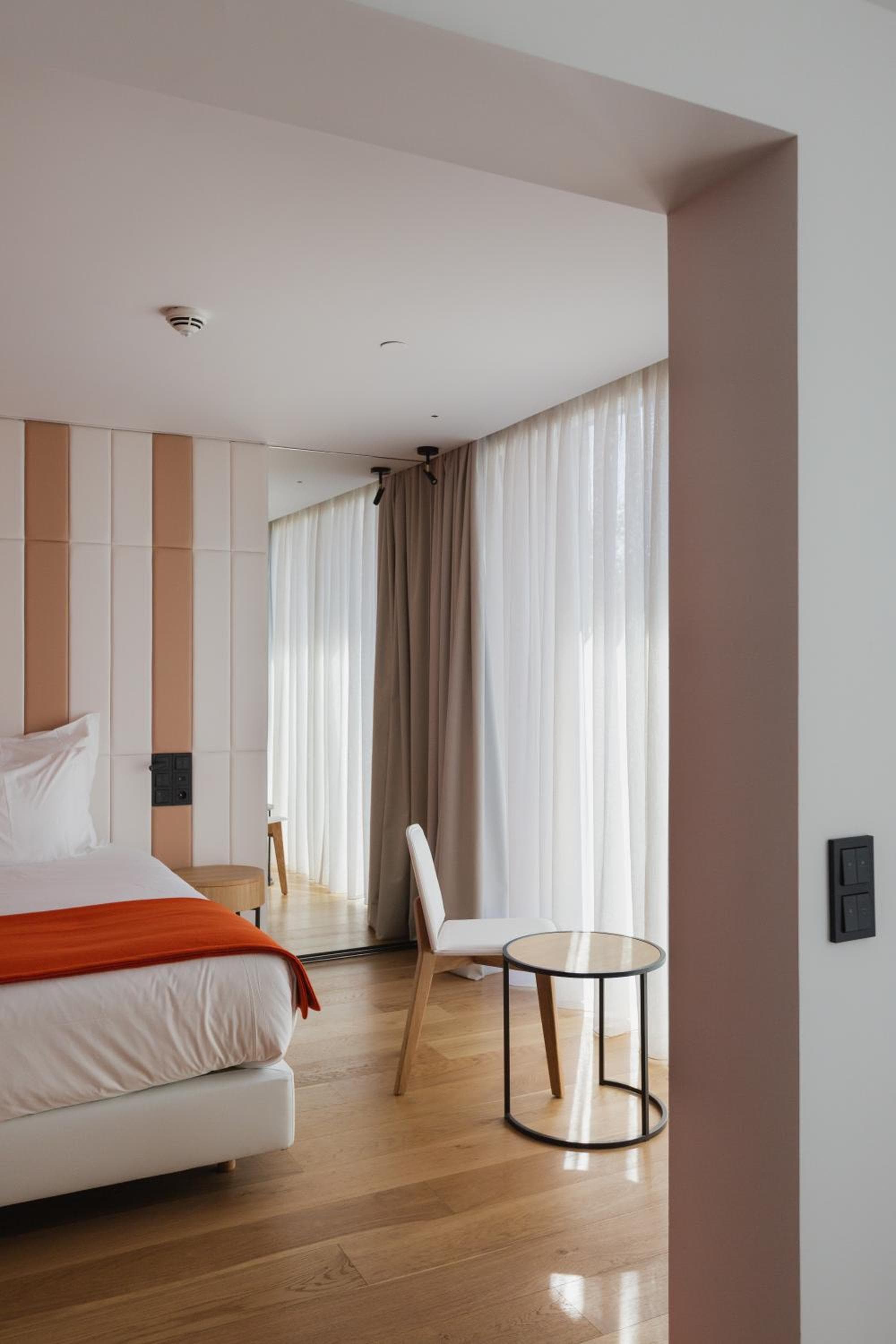 Lumen Hotel & The Lisbon Light Show hotel, Rua Sousa Martins nº 20, Lisbon, Portugal — photo 70