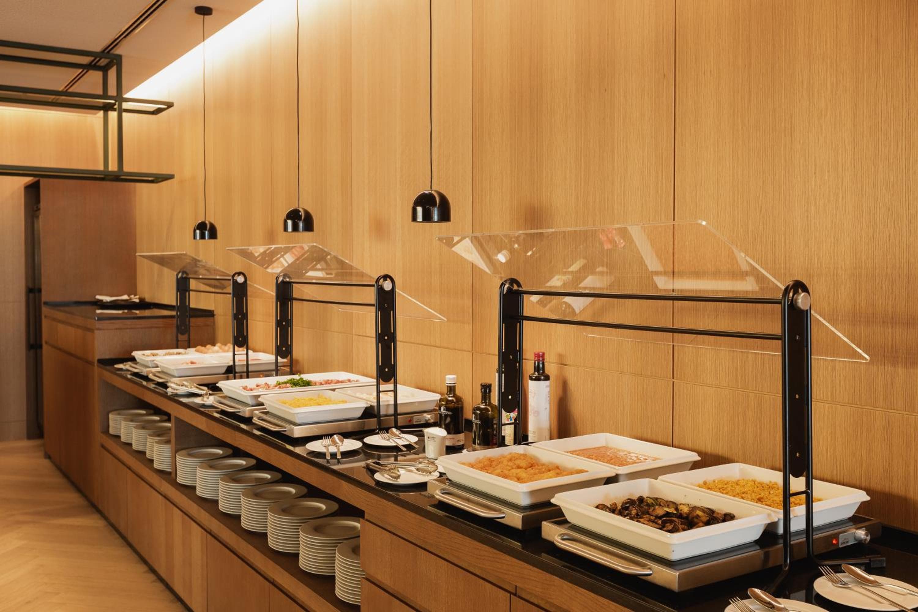 Lumen Hotel & The Lisbon Light Show hotel, Rua Sousa Martins nº 20, Lisbon, Portugal — photo 58