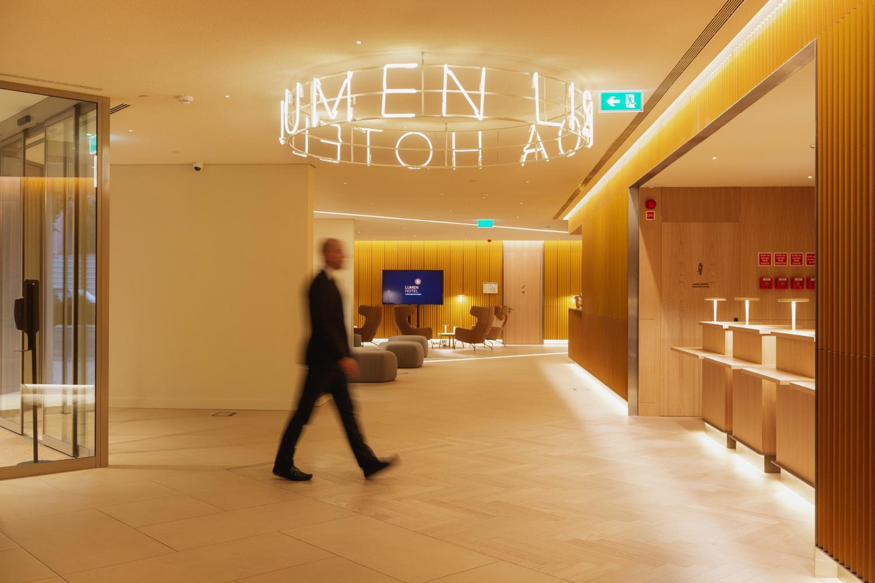 Lumen Hotel & The Lisbon Light Show hotel, Rua Sousa Martins nº 20, Lisbon, Portugal — photo 9