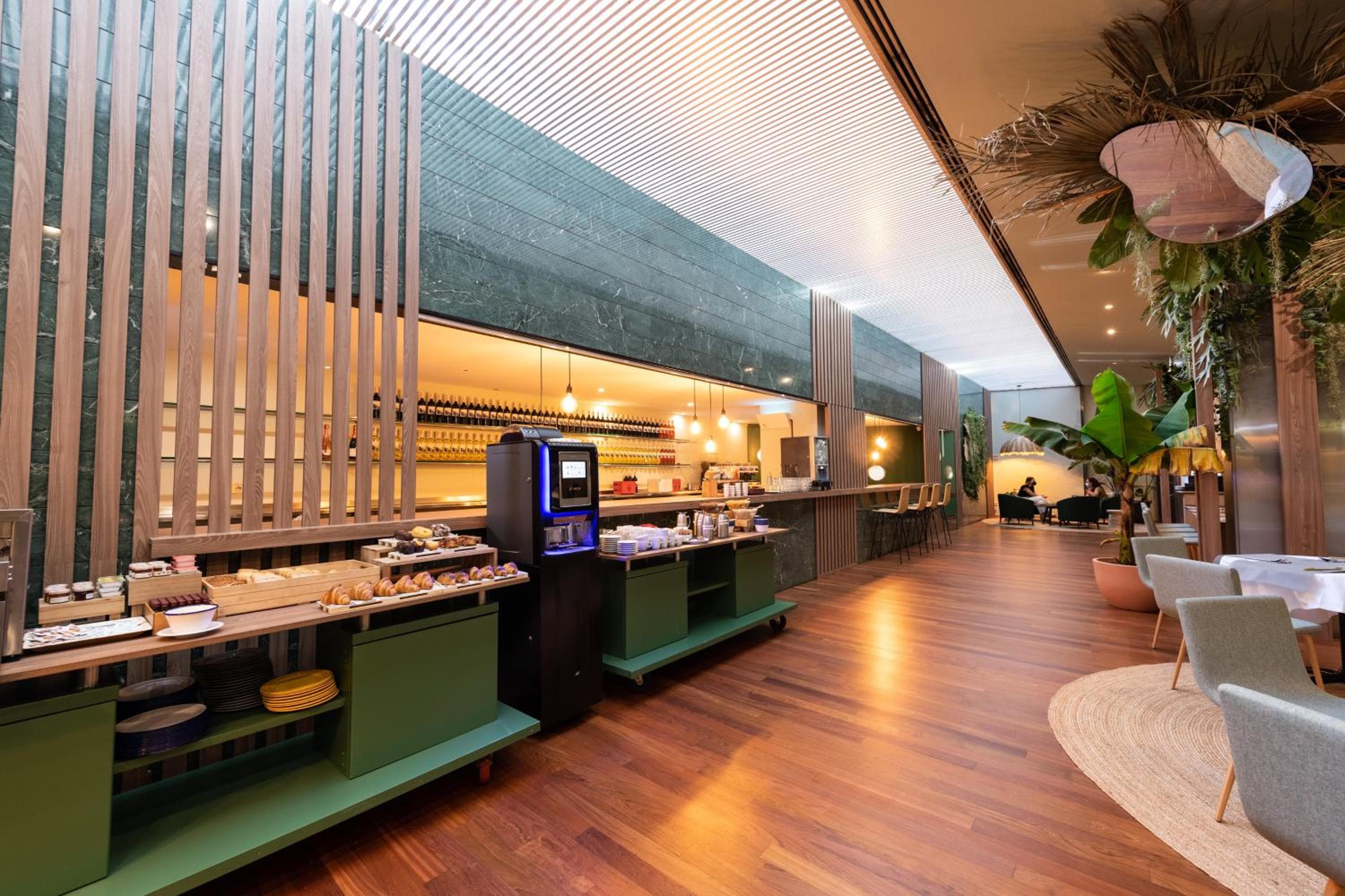 Aparthotel Atenea Barcelona — 17