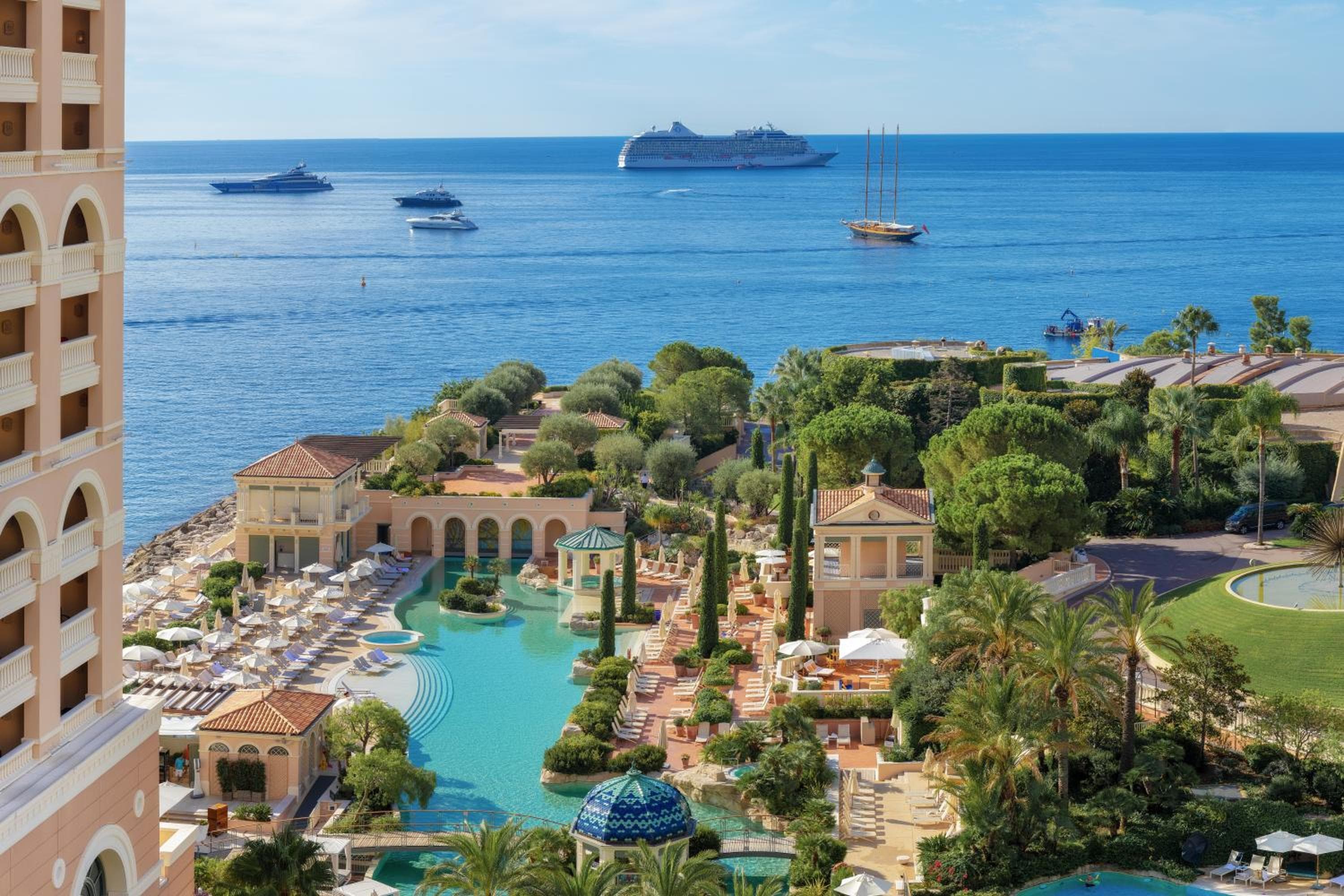 Montecarlo Bay Hotel & Resort — 5