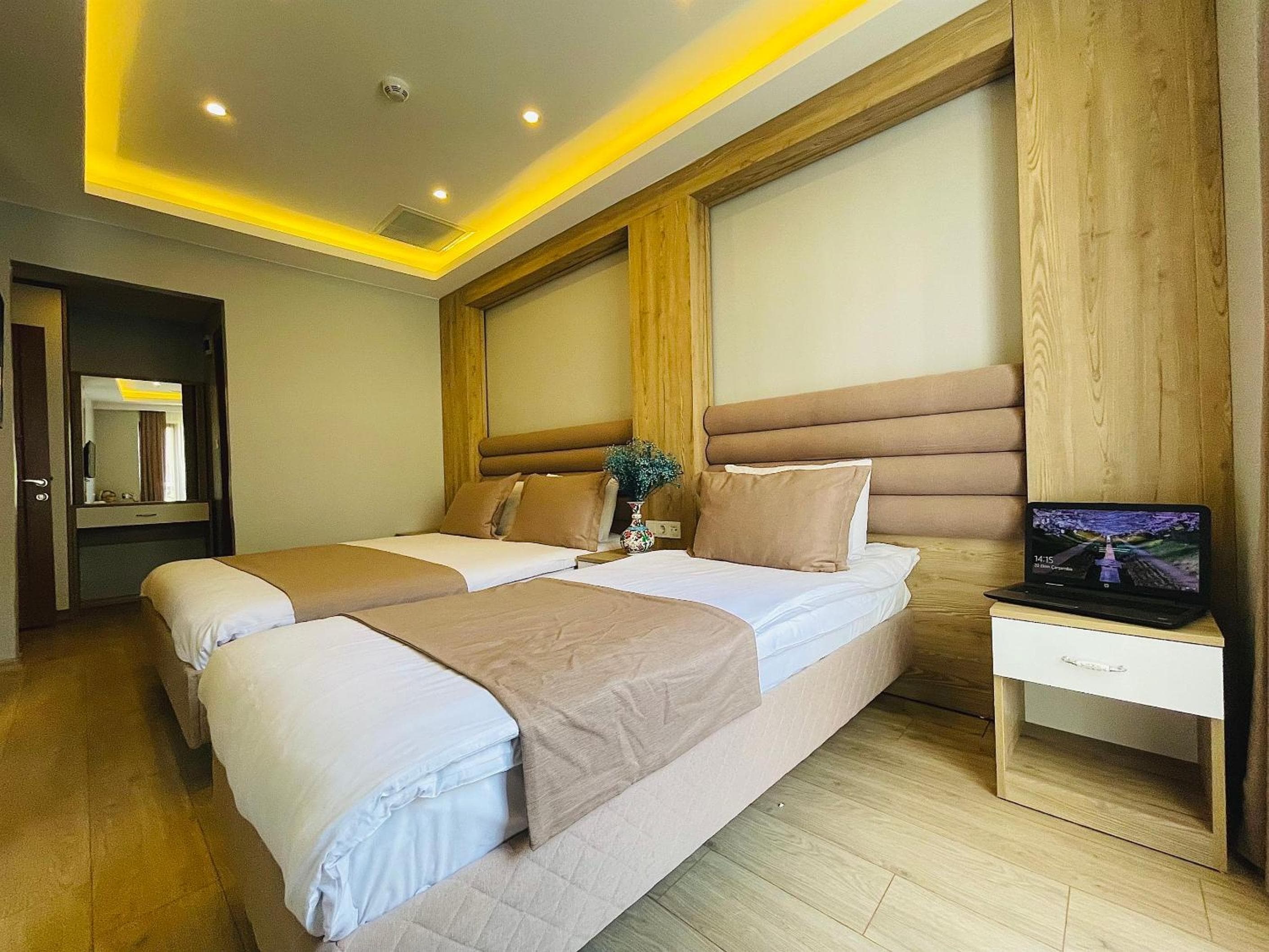 Hotel Tierra — 8