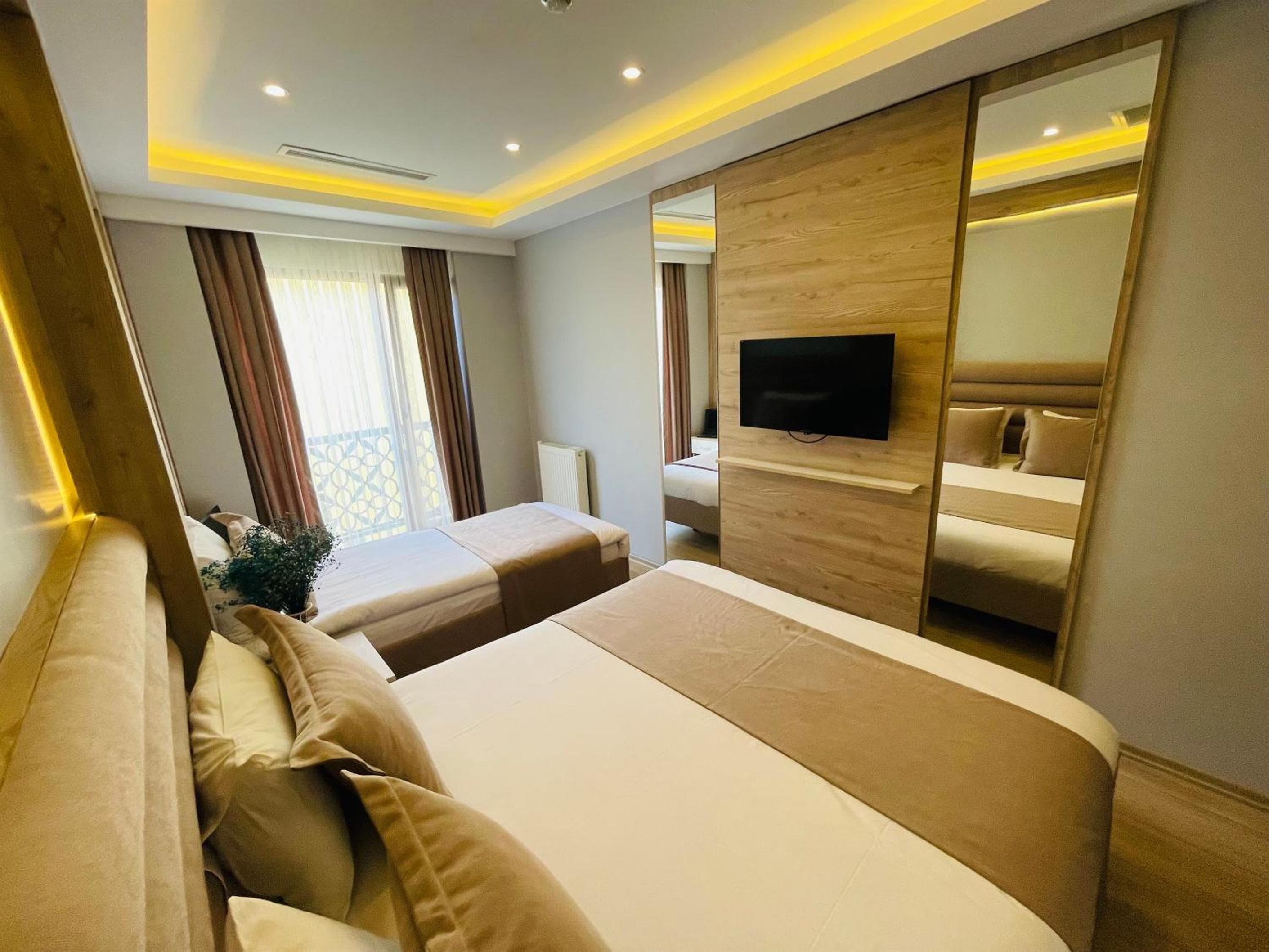 Hotel Tierra — 11